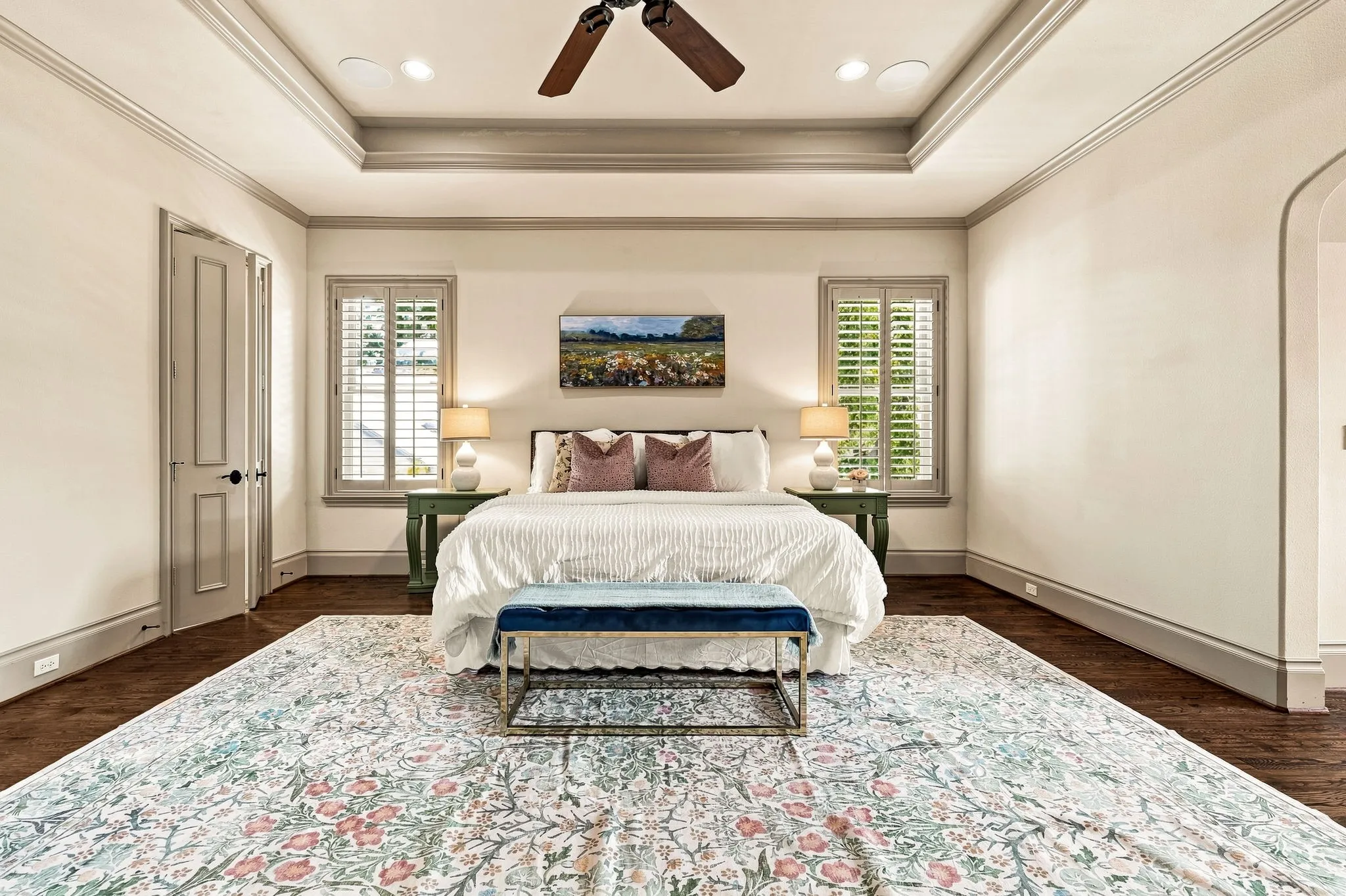 Single Family Residence For Sale in Dallas County , 4125 Shenandoah Street, University Park, Texas 75205, 5 Bedroom, 6 Bathroom, 2 Garage spaces, 5,184 Sqft, built in 2006, mls#21358878, Real Estate Agent in University Park, Homes For Sale in Dallas county, Homes For Sale in University Park, Realtor in University Park Texas, Real Estate Brokerage Independent Realty Texas, Luminita Cordes Realtor