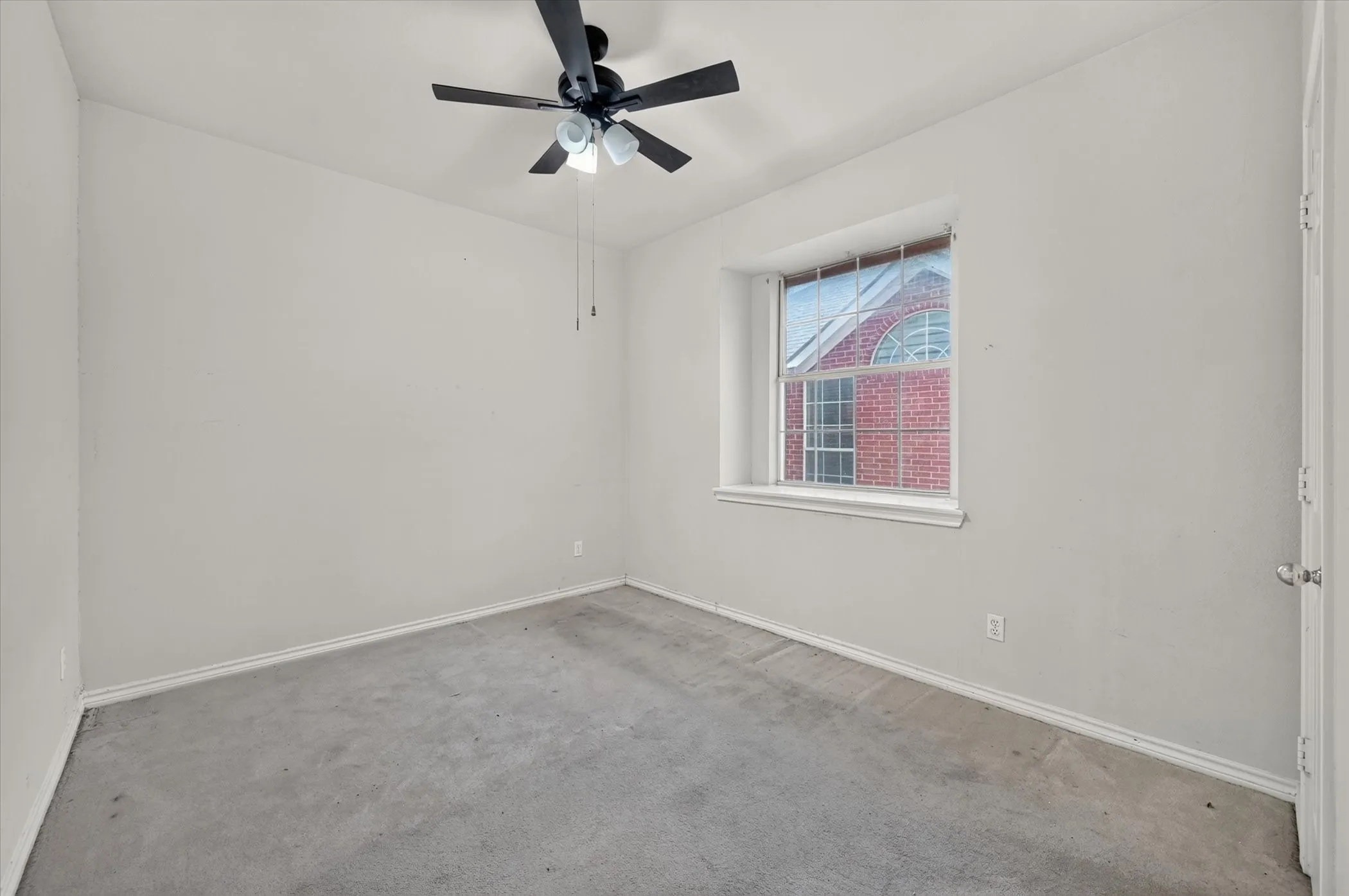 Single Family Residence For Sale in Denton County , 1225 Sam Dennis Drive, Lewisville, Texas 75077, 4 Bedroom, 3 Bathroom, 2 Garage spaces, 2,654 Sqft, built in 1995, mls#21357699, Real Estate Agent in Lewisville, Homes For Sale in Denton county, Homes For Sale in Lewisville, Realtor in Lewisville Texas, Real Estate Brokerage Independent Realty Texas, Luminita Cordes Realtor