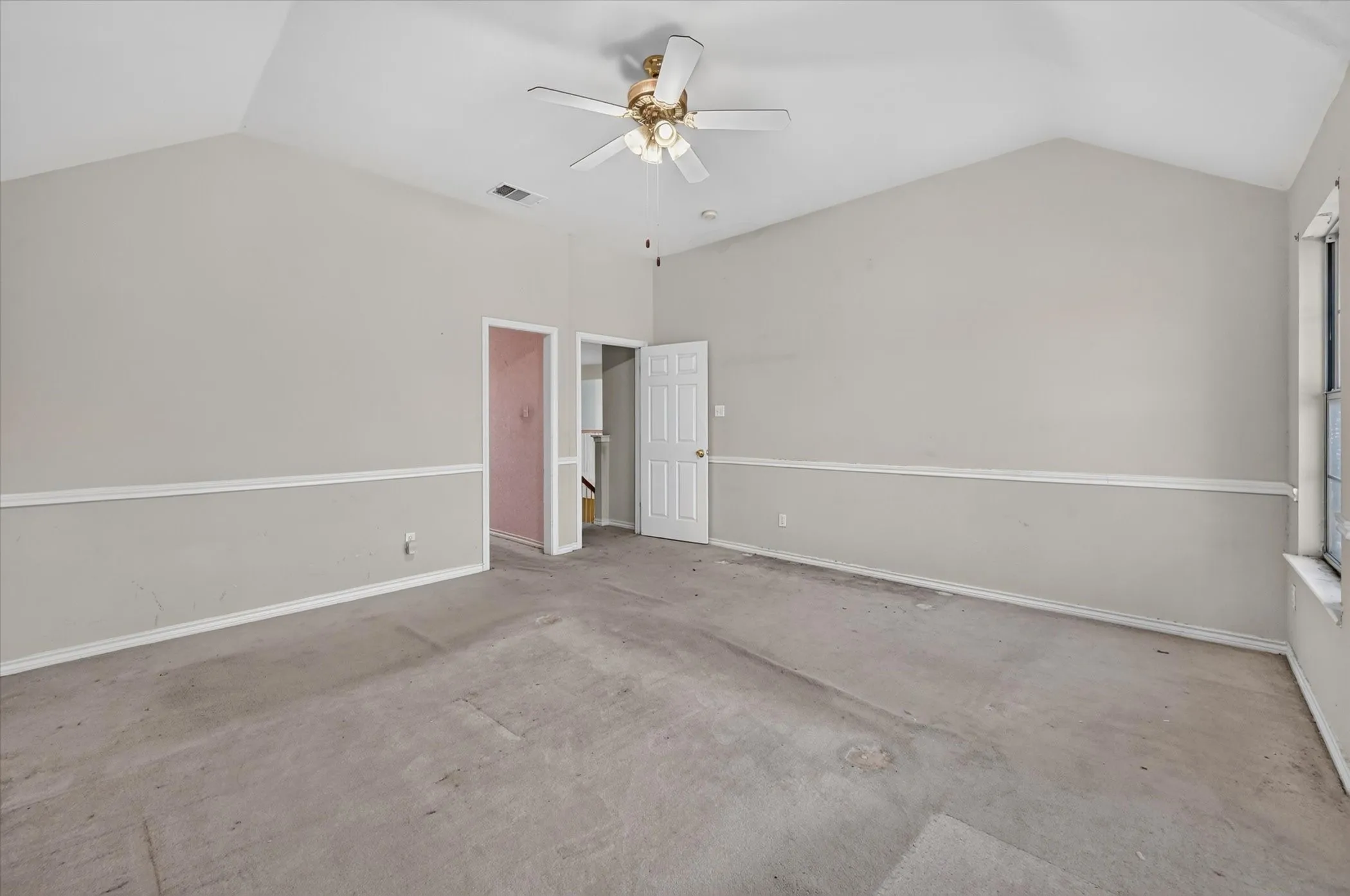 Single Family Residence For Sale in Denton County , 1225 Sam Dennis Drive, Lewisville, Texas 75077, 4 Bedroom, 3 Bathroom, 2 Garage spaces, 2,654 Sqft, built in 1995, mls#21357699, Real Estate Agent in Lewisville, Homes For Sale in Denton county, Homes For Sale in Lewisville, Realtor in Lewisville Texas, Real Estate Brokerage Independent Realty Texas, Luminita Cordes Realtor