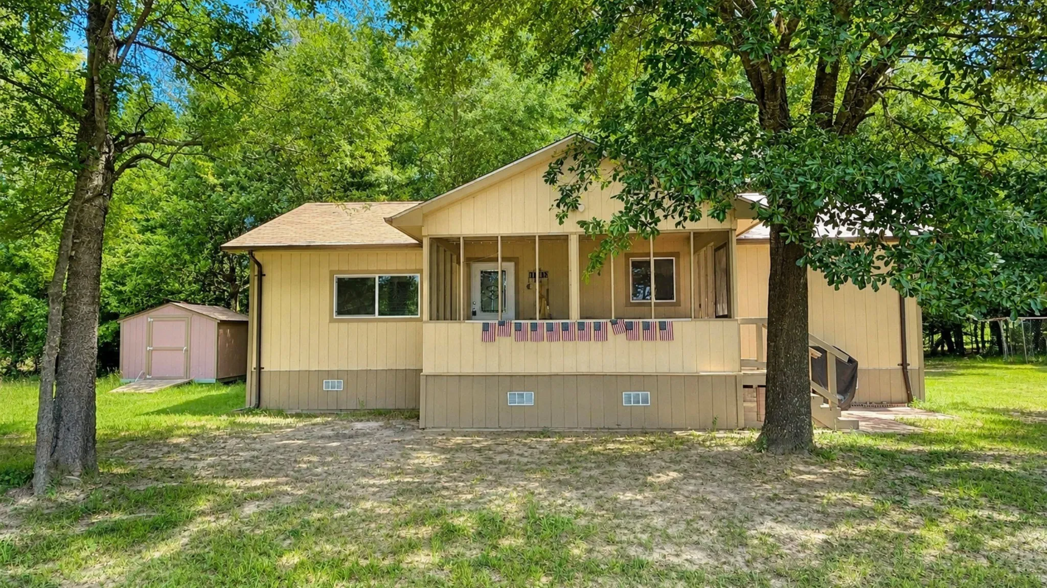 Single Family Residence For Sale in Wood County , 680 Choctaw Drive, Quitman, Texas 75783, 2 Bedroom, 2 Bathroom, Garage spaces, 1,056 Sqft, built in 2019, Price $179,900, mls#21360643, Real Estate Agent in Quitman, Homes For Sale in Wood county, Homes For Sale in Quitman, Realtor in Quitman Texas, Real Estate Brokerage Independent Realty Texas, Luminita Cordes Realtor