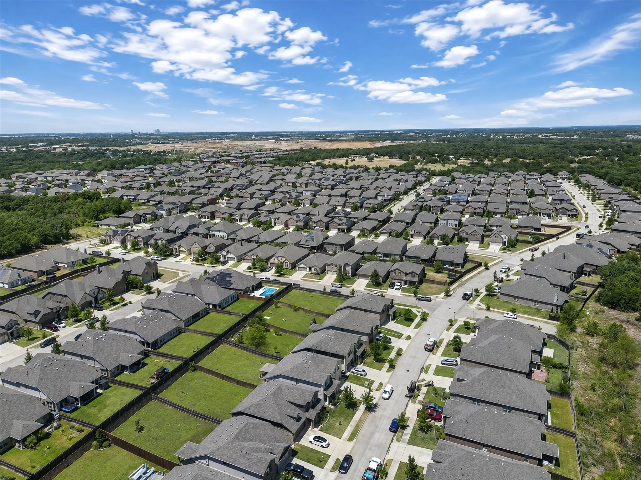 Single Family Residence For Rent in Denton County , 3616 Carmel Hills Drive, Denton, Texas 76208, 3 Bedroom, 3 Bathroom, 2 Garage spaces, 2,270 Sqft, built in 2020, mls#21359578, Real Estate Agent in Denton, Homes For Rent in Denton county, Homes For Rent in Denton, Realtor in Denton Texas, Real Estate Brokerage Independent Realty Texas, Luminita Cordes Realtor