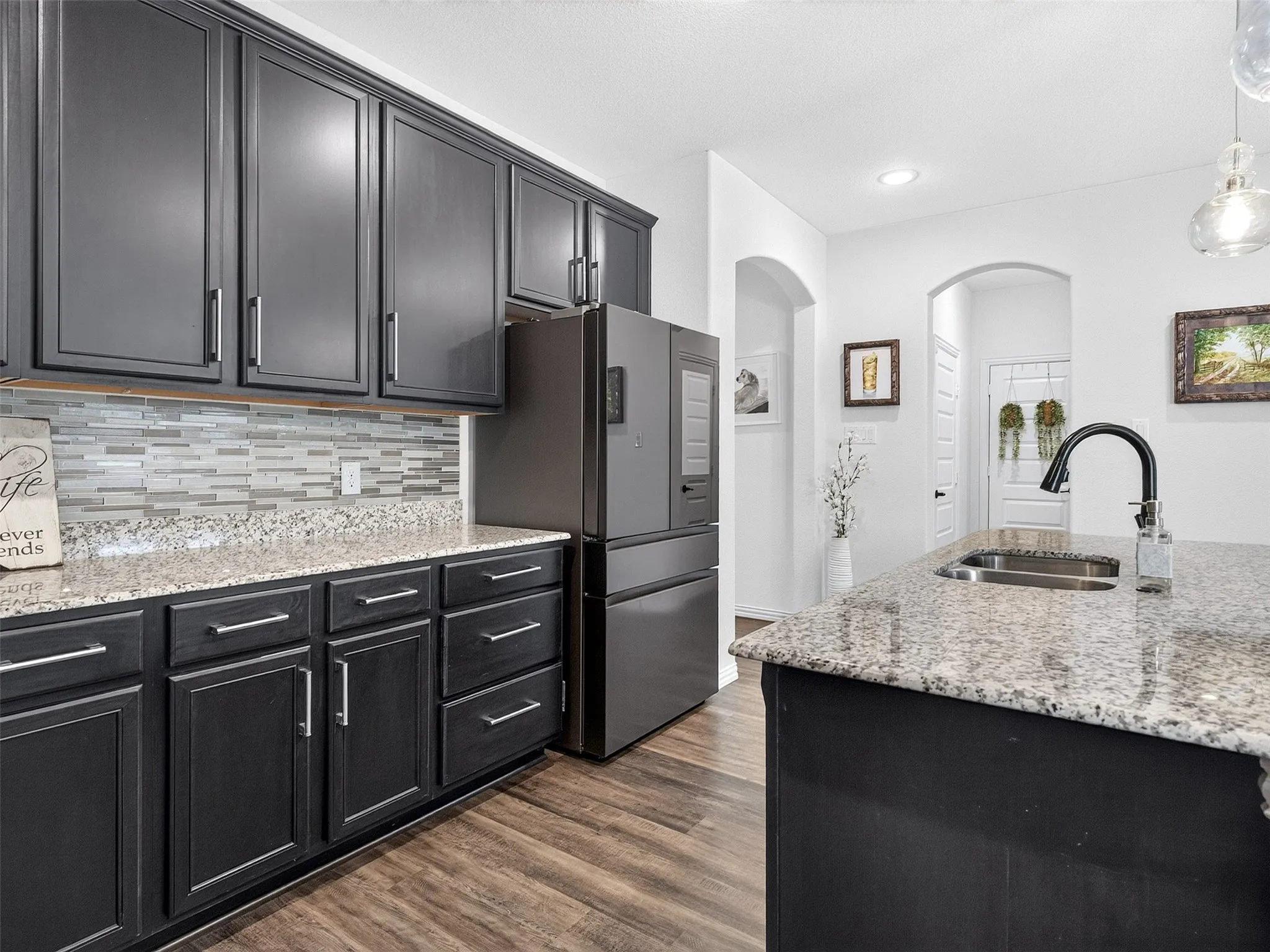 Single Family Residence For Rent in Denton County , 3616 Carmel Hills Drive, Denton, Texas 76208, 3 Bedroom, 3 Bathroom, 2 Garage spaces, 2,270 Sqft, built in 2020, mls#21359578, Real Estate Agent in Denton, Homes For Rent in Denton county, Homes For Rent in Denton, Realtor in Denton Texas, Real Estate Brokerage Independent Realty Texas, Luminita Cordes Realtor