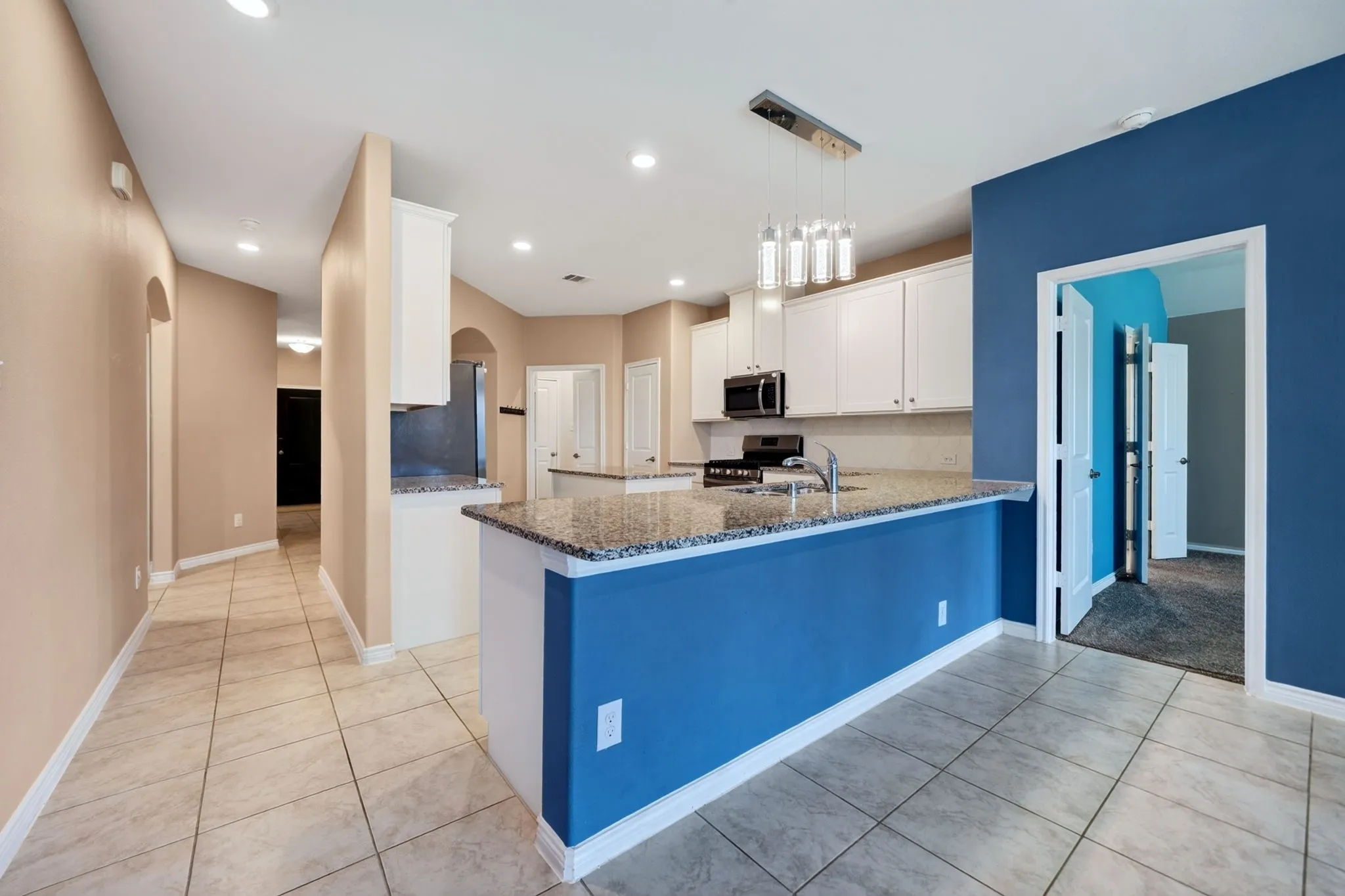 Single Family Residence For Sale in Kaufman County , 5825 Melville Lane, Forney, Texas 75126, 3 Bedroom, 2 Bathroom, 2 Garage spaces, 1,853 Sqft, built in 2019, mls#21359131, Real Estate Agent in Forney, Homes For Sale in Kaufman county, Homes For Sale in Forney, Realtor in Forney Texas, Real Estate Brokerage Independent Realty Texas, Luminita Cordes Realtor