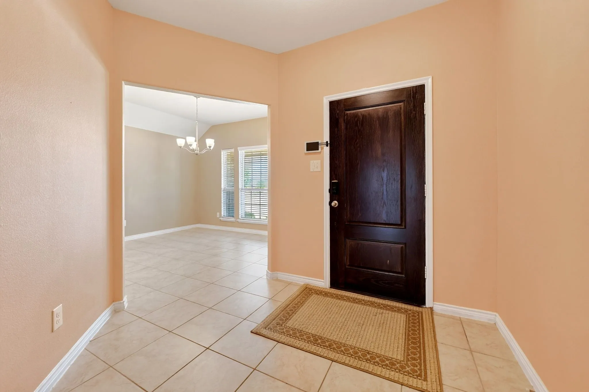 Single Family Residence For Sale in Kaufman County , 5825 Melville Lane, Forney, Texas 75126, 3 Bedroom, 2 Bathroom, 2 Garage spaces, 1,853 Sqft, built in 2019, mls#21359131, Real Estate Agent in Forney, Homes For Sale in Kaufman county, Homes For Sale in Forney, Realtor in Forney Texas, Real Estate Brokerage Independent Realty Texas, Luminita Cordes Realtor