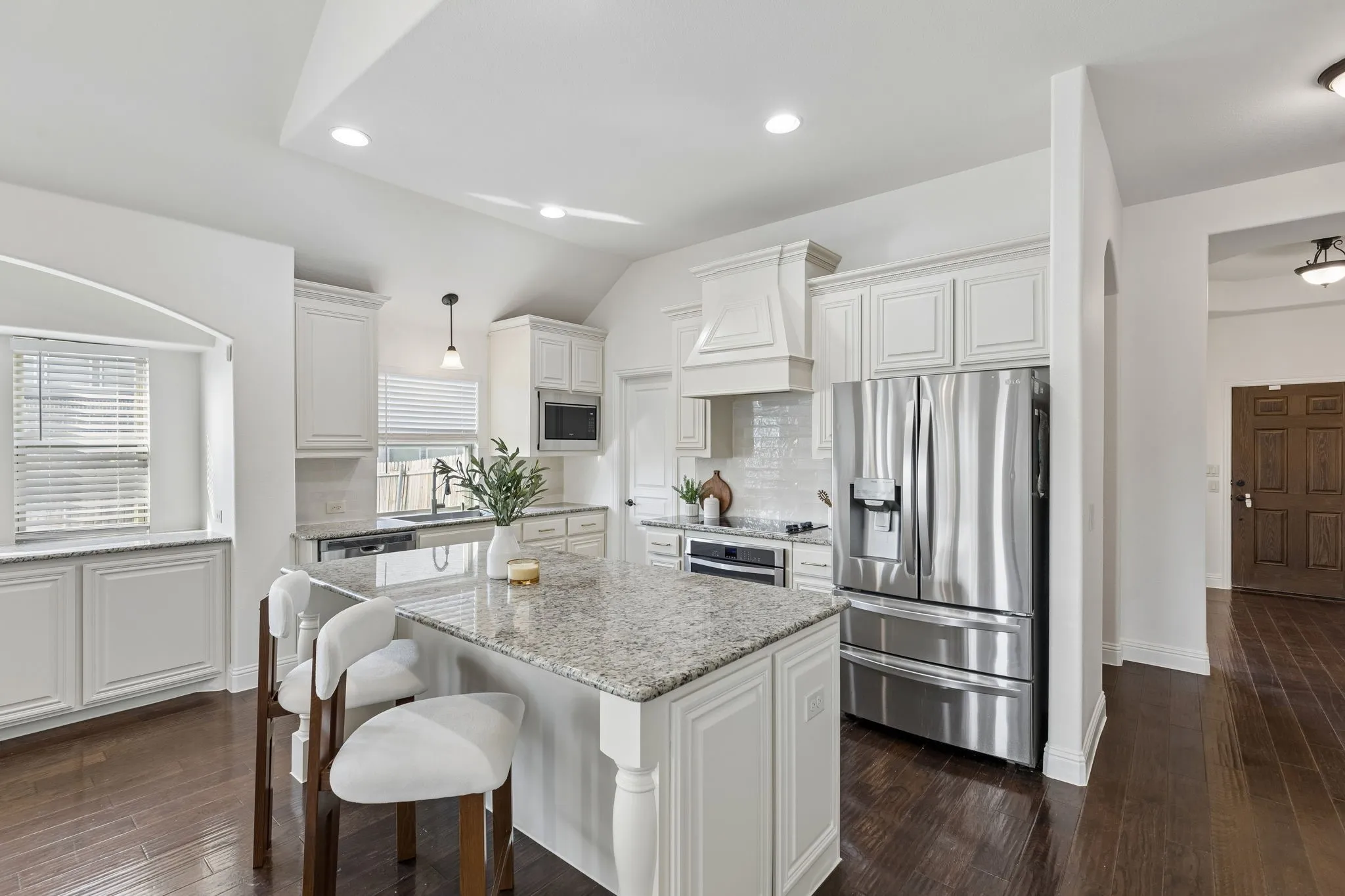 Single Family Residence For Sale in Collin County , 500 Cottage Place, Lavon, Texas 75166, 4 Bedroom, 2 Bathroom, 2 Garage spaces, 2,247 Sqft, built in 2017, mls#21359630, Real Estate Agent in Lavon, Homes For Sale in Collin county, Homes For Sale in Lavon, Realtor in Lavon Texas, Real Estate Brokerage Independent Realty Texas, Luminita Cordes Realtor