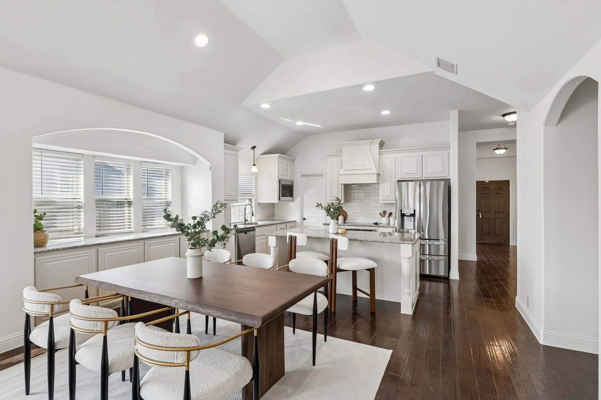 Single Family Residence For Sale in Collin County , 500 Cottage Place, Lavon, Texas 75166, 4 Bedroom, 2 Bathroom, 2 Garage spaces, 2,247 Sqft, built in 2017, mls#21359630, Real Estate Agent in Lavon, Homes For Sale in Collin county, Homes For Sale in Lavon, Realtor in Lavon Texas, Real Estate Brokerage Independent Realty Texas, Luminita Cordes Realtor