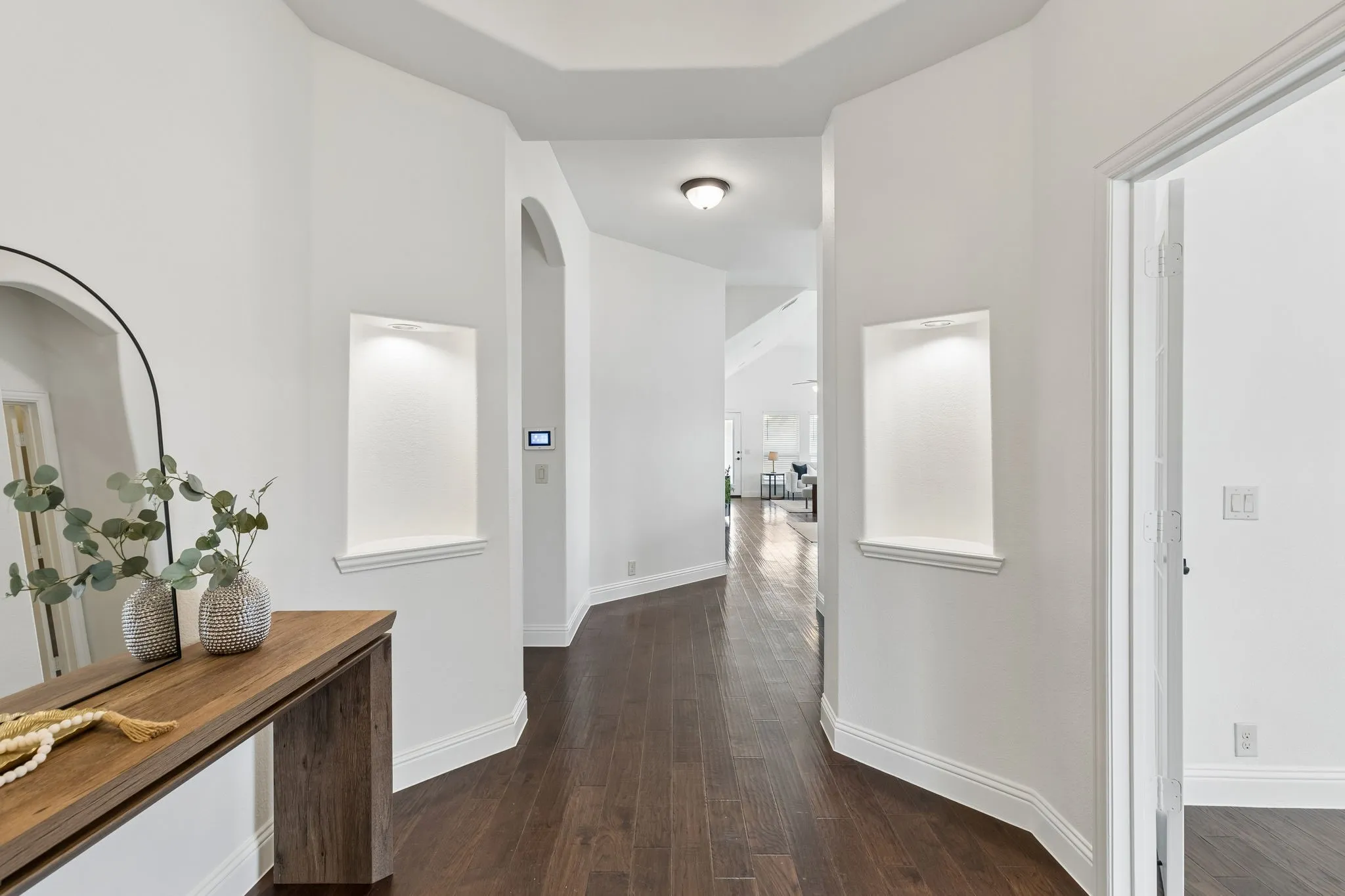 Single Family Residence For Sale in Collin County , 500 Cottage Place, Lavon, Texas 75166, 4 Bedroom, 2 Bathroom, 2 Garage spaces, 2,247 Sqft, built in 2017, mls#21359630, Real Estate Agent in Lavon, Homes For Sale in Collin county, Homes For Sale in Lavon, Realtor in Lavon Texas, Real Estate Brokerage Independent Realty Texas, Luminita Cordes Realtor