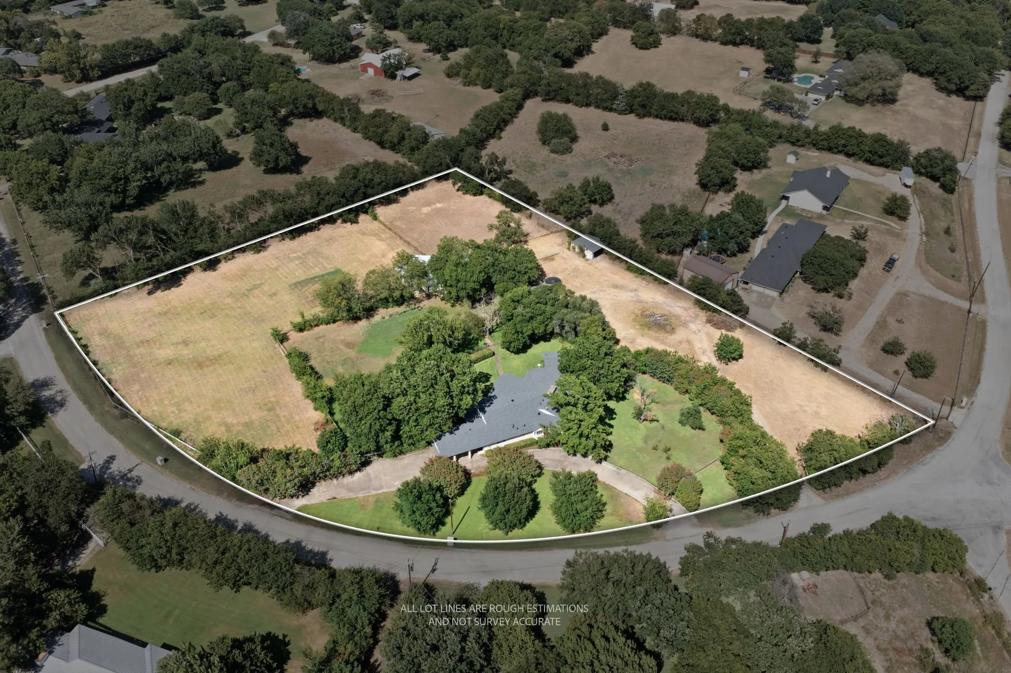 Single Family Residence For Sale in Tarrant County , 435 Horseshoe Trail W, Aledo, Texas 76008, 4 Bedroom, 4 Bathroom, 2 Garage spaces, 4,500 Sqft, built in 1952, mls#21357833, Real Estate Agent in Aledo, Homes For Sale in Tarrant county, Homes For Sale in Aledo, Realtor in Aledo Texas, Real Estate Brokerage Independent Realty Texas, Luminita Cordes Realtor