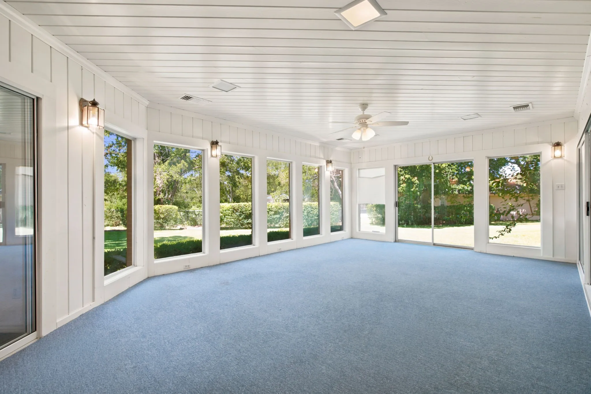 Single Family Residence For Sale in Tarrant County , 435 Horseshoe Trail W, Aledo, Texas 76008, 4 Bedroom, 4 Bathroom, 2 Garage spaces, 4,500 Sqft, built in 1952, mls#21357833, Real Estate Agent in Aledo, Homes For Sale in Tarrant county, Homes For Sale in Aledo, Realtor in Aledo Texas, Real Estate Brokerage Independent Realty Texas, Luminita Cordes Realtor