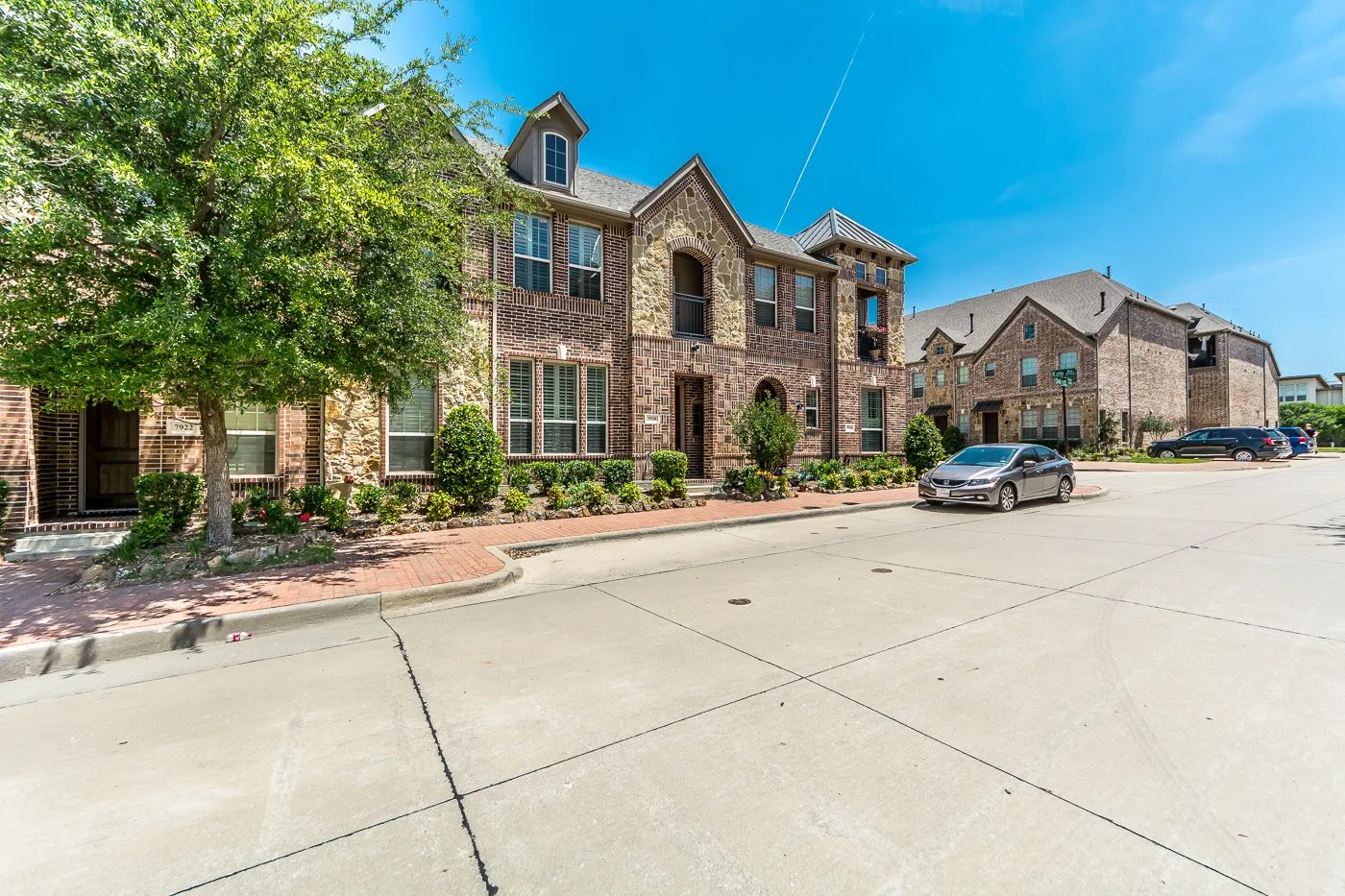 Townhouse For Rent in Collin County , 7920 Osborn Parkway, Plano, Texas 75024, 3 Bedroom, 4 Bathroom, 2 Garage spaces, 2,054 Sqft, built in 2010, mls#21360711, Real Estate Agent in Plano, Homes For Rent in Collin county, Homes For Rent in Plano, Realtor in Plano Texas, Real Estate Brokerage Independent Realty Texas, Luminita Cordes Realtor