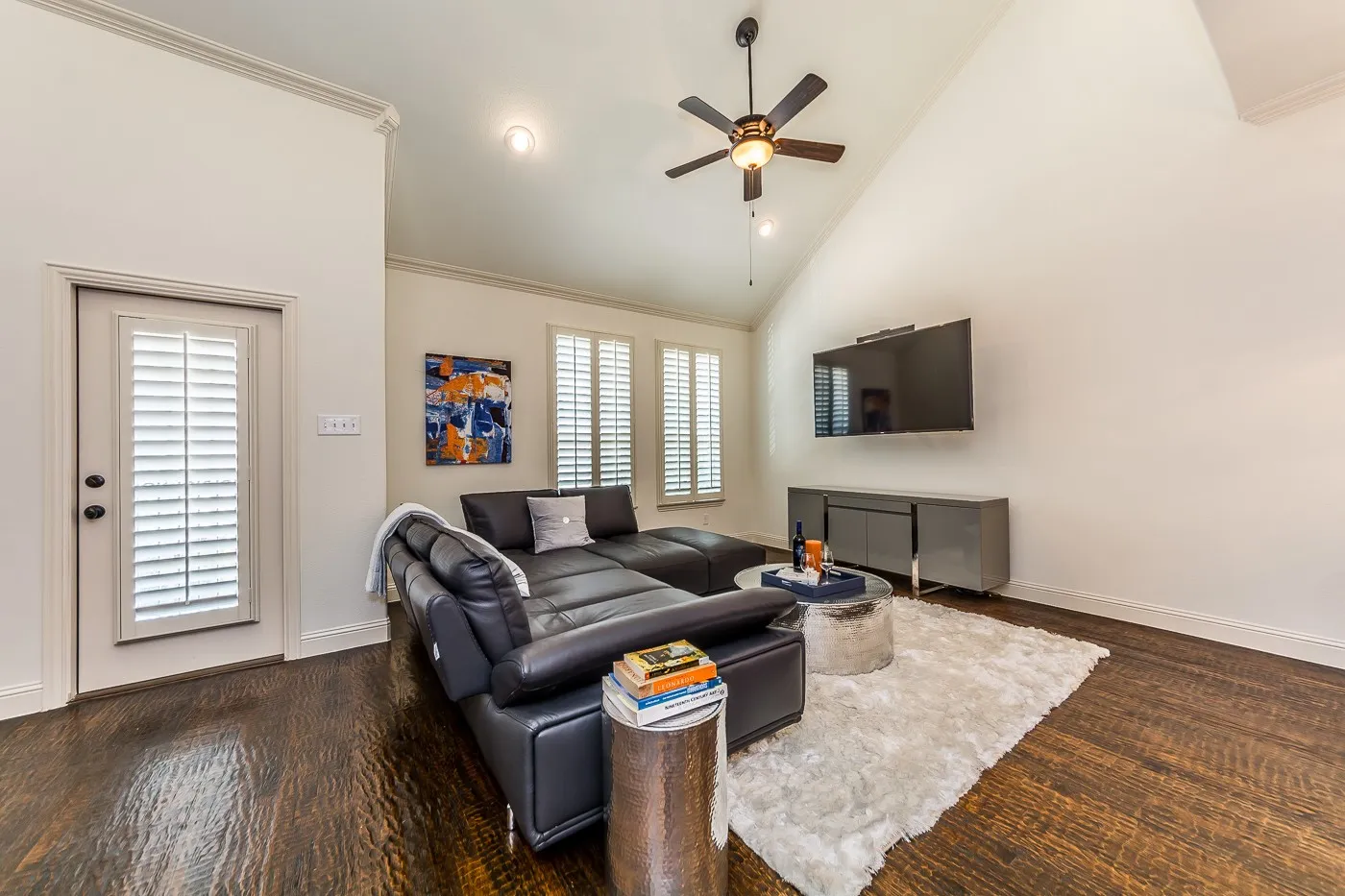 Townhouse For Rent in Collin County , 7920 Osborn Parkway, Plano, Texas 75024, 3 Bedroom, 4 Bathroom, 2 Garage spaces, 2,054 Sqft, built in 2010, mls#21360711, Real Estate Agent in Plano, Homes For Rent in Collin county, Homes For Rent in Plano, Realtor in Plano Texas, Real Estate Brokerage Independent Realty Texas, Luminita Cordes Realtor