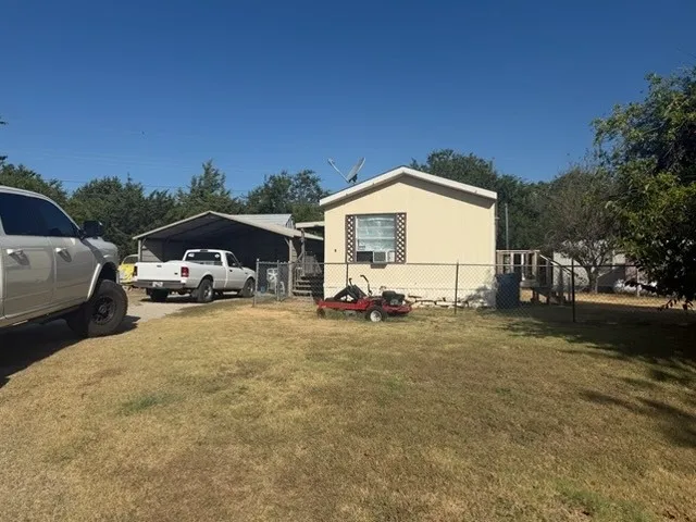Mobile Home For Sale in Wise County , 1002 E Business 380 9, Decatur, Texas 76234, 3 Bedroom, 2 Bathroom, Garage spaces, 960 Sqft, built in 2013, mls#21360712, Real Estate Agent in Decatur, Homes For Sale in Wise county, Homes For Sale in Decatur, Realtor in Decatur Texas, Real Estate Brokerage Independent Realty Texas, Luminita Cordes Realtor