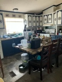 Mobile Home For Sale in Denton County , 106 Preston Drive, Sanger, Texas 76266, 3 Bedroom, 2 Bathroom, Garage spaces, 1,368 Sqft, built in 1997, mls#21360714, Real Estate Agent in Sanger, Homes For Sale in Denton county, Homes For Sale in Sanger, Realtor in Sanger Texas, Real Estate Brokerage Independent Realty Texas, Luminita Cordes Realtor