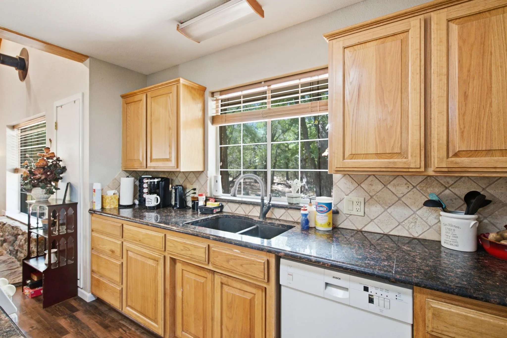 Single Family Residence For Sale in Palo Pinto County , 200 White Tail Ridge, Gordon, Texas 76453, 3 Bedroom, 2 Bathroom, 2 Garage spaces, 2,778 Sqft, built in 1999, mls#21358990, Real Estate Agent in Gordon, Homes For Sale in Palo Pinto county, Homes For Sale in Gordon, Realtor in Gordon Texas, Real Estate Brokerage Independent Realty Texas, Luminita Cordes Realtor