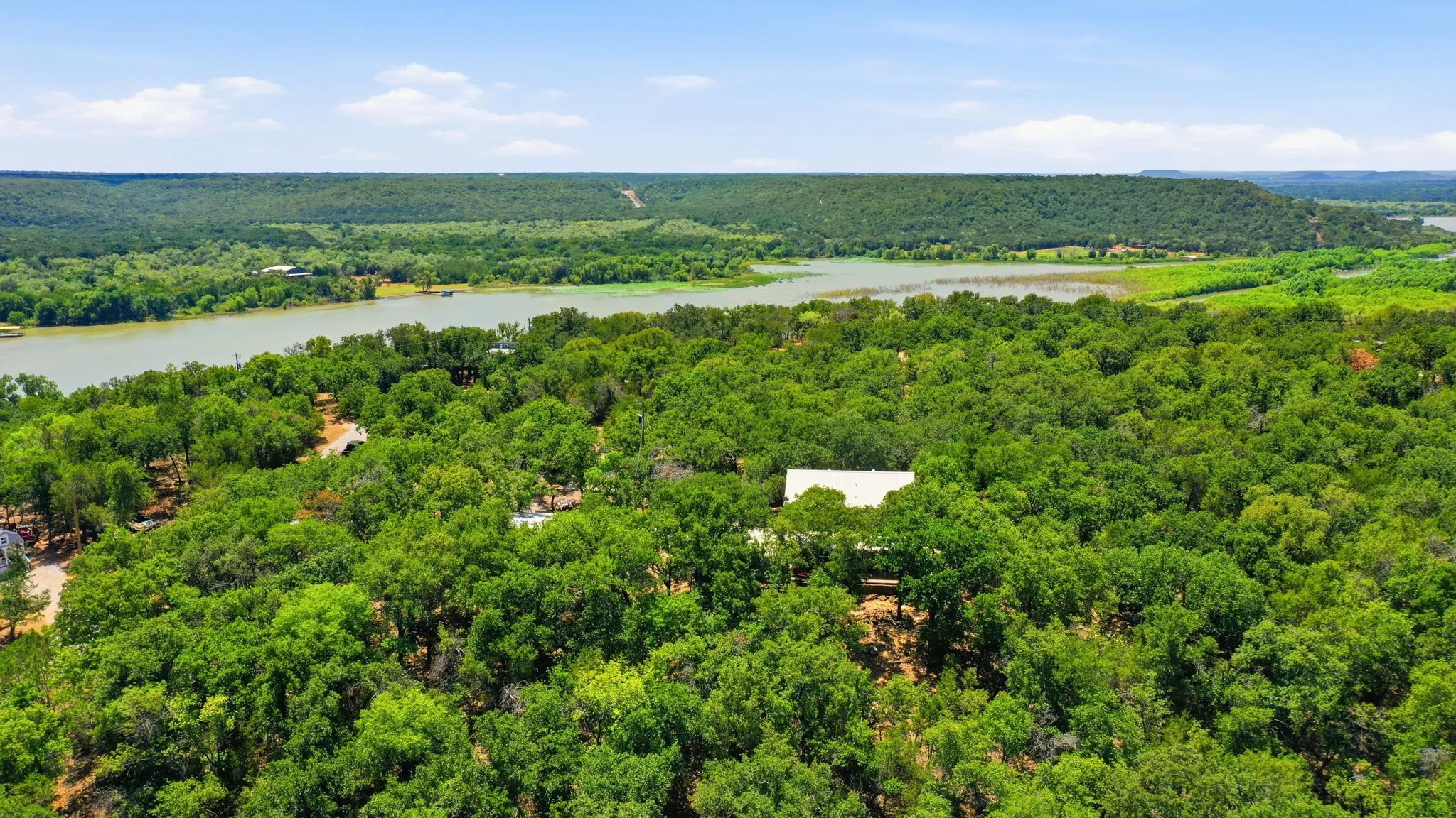 Single Family Residence For Sale in Palo Pinto County , 200 White Tail Ridge, Gordon, Texas 76453, 3 Bedroom, 2 Bathroom, 2 Garage spaces, 2,778 Sqft, built in 1999, mls#21358990, Real Estate Agent in Gordon, Homes For Sale in Palo Pinto county, Homes For Sale in Gordon, Realtor in Gordon Texas, Real Estate Brokerage Independent Realty Texas, Luminita Cordes Realtor