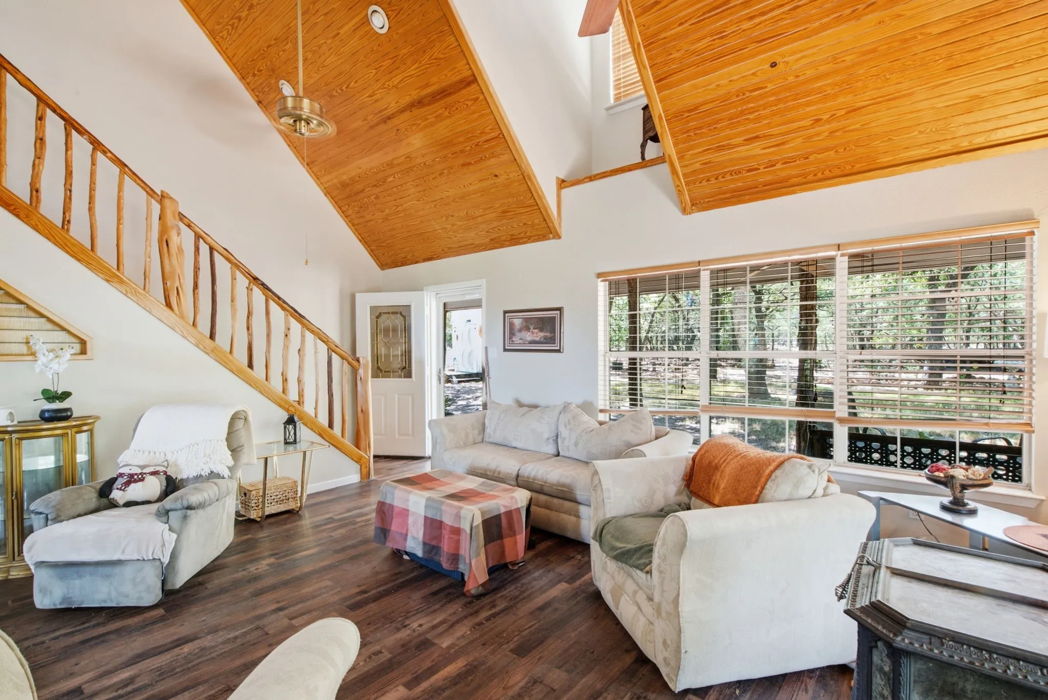 Single Family Residence For Sale in Palo Pinto County , 200 White Tail Ridge, Gordon, Texas 76453, 3 Bedroom, 2 Bathroom, 2 Garage spaces, 2,778 Sqft, built in 1999, mls#21358990, Real Estate Agent in Gordon, Homes For Sale in Palo Pinto county, Homes For Sale in Gordon, Realtor in Gordon Texas, Real Estate Brokerage Independent Realty Texas, Luminita Cordes Realtor