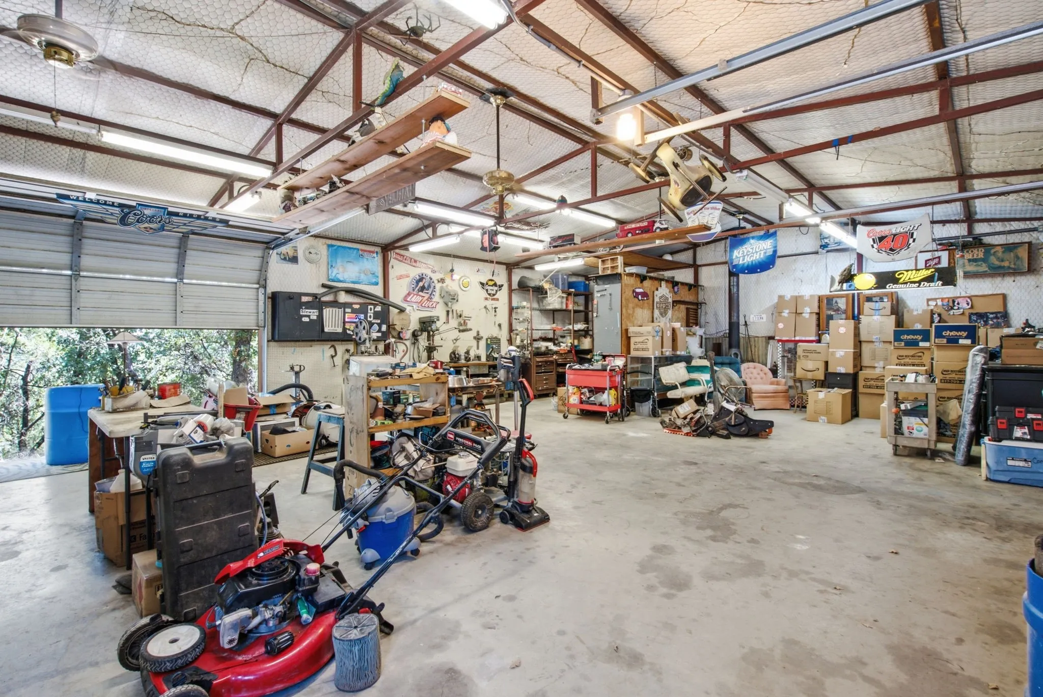Single Family Residence For Sale in Palo Pinto County , 200 White Tail Ridge, Gordon, Texas 76453, 3 Bedroom, 2 Bathroom, 2 Garage spaces, 2,778 Sqft, built in 1999, mls#21358990, Real Estate Agent in Gordon, Homes For Sale in Palo Pinto county, Homes For Sale in Gordon, Realtor in Gordon Texas, Real Estate Brokerage Independent Realty Texas, Luminita Cordes Realtor