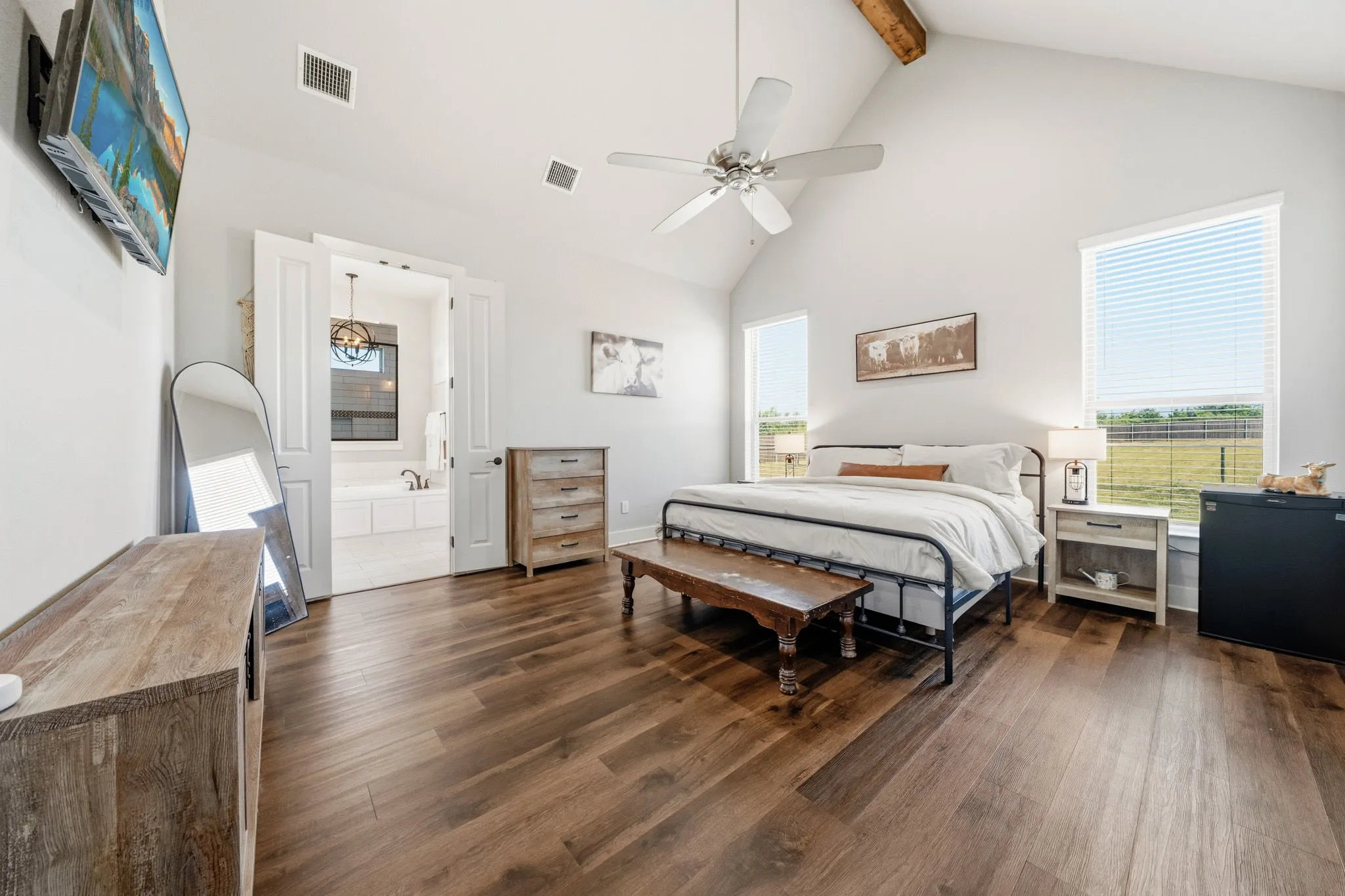 Single Family Residence For Sale in Ellis County , 6450 Eyrie Bend, Waxahachie, Texas 75167, 3 Bedroom, 2 Bathroom, 2 Garage spaces, 2,197 Sqft, built in 2020, mls#21360672, Real Estate Agent in Waxahachie, Homes For Sale in Ellis county, Homes For Sale in Waxahachie, Realtor in Waxahachie Texas, Real Estate Brokerage Independent Realty Texas, Luminita Cordes Realtor