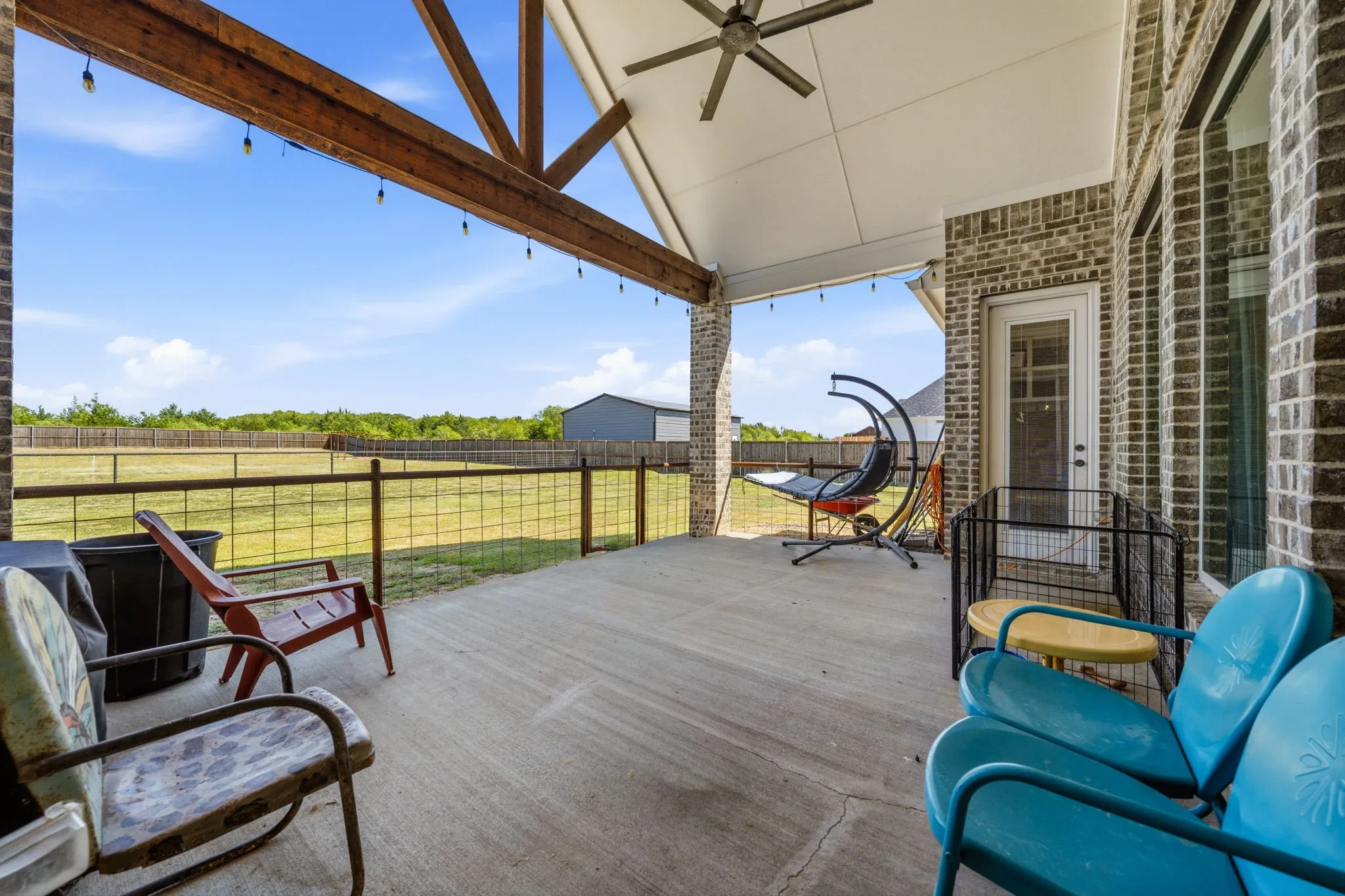 Single Family Residence For Sale in Ellis County , 6450 Eyrie Bend, Waxahachie, Texas 75167, 3 Bedroom, 2 Bathroom, 2 Garage spaces, 2,197 Sqft, built in 2020, mls#21360672, Real Estate Agent in Waxahachie, Homes For Sale in Ellis county, Homes For Sale in Waxahachie, Realtor in Waxahachie Texas, Real Estate Brokerage Independent Realty Texas, Luminita Cordes Realtor