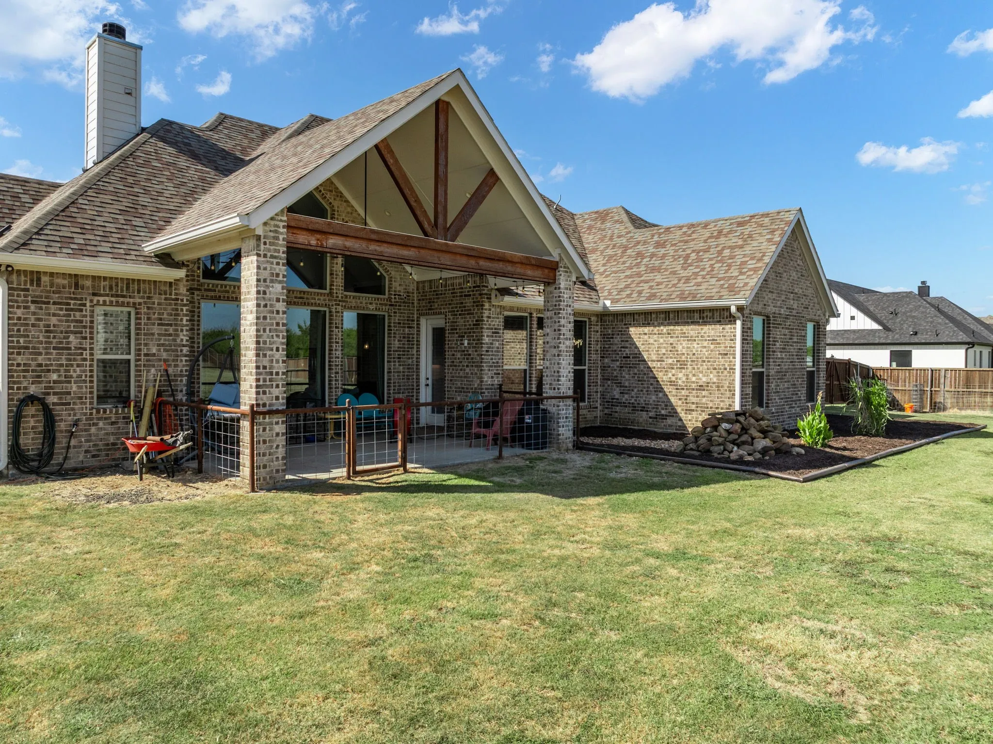 Single Family Residence For Sale in Ellis County , 6450 Eyrie Bend, Waxahachie, Texas 75167, 3 Bedroom, 2 Bathroom, 2 Garage spaces, 2,197 Sqft, built in 2020, mls#21360672, Real Estate Agent in Waxahachie, Homes For Sale in Ellis county, Homes For Sale in Waxahachie, Realtor in Waxahachie Texas, Real Estate Brokerage Independent Realty Texas, Luminita Cordes Realtor