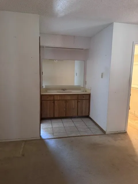 Single Family Residence For Sale in Tarrant County , 2703 Capistrano Court S, Arlington, Texas 76015, 3 Bedroom, 2 Bathroom, 2 Garage spaces, 1,317 Sqft, built in 1981, mls#21359952, Real Estate Agent in Arlington, Homes For Sale in Tarrant county, Homes For Sale in Arlington, Realtor in Arlington Texas, Real Estate Brokerage Independent Realty Texas, Luminita Cordes Realtor