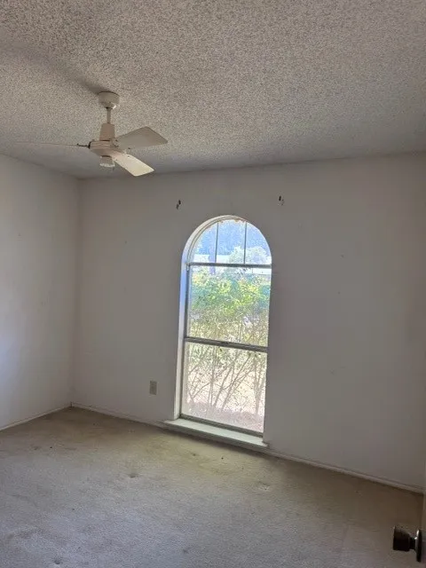 Single Family Residence For Sale in Tarrant County , 2703 Capistrano Court S, Arlington, Texas 76015, 3 Bedroom, 2 Bathroom, 2 Garage spaces, 1,317 Sqft, built in 1981, mls#21359952, Real Estate Agent in Arlington, Homes For Sale in Tarrant county, Homes For Sale in Arlington, Realtor in Arlington Texas, Real Estate Brokerage Independent Realty Texas, Luminita Cordes Realtor