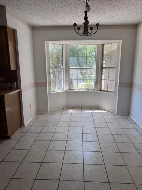 Single Family Residence For Sale in Tarrant County , 2703 Capistrano Court S, Arlington, Texas 76015, 3 Bedroom, 2 Bathroom, 2 Garage spaces, 1,317 Sqft, built in 1981, mls#21359952, Real Estate Agent in Arlington, Homes For Sale in Tarrant county, Homes For Sale in Arlington, Realtor in Arlington Texas, Real Estate Brokerage Independent Realty Texas, Luminita Cordes Realtor