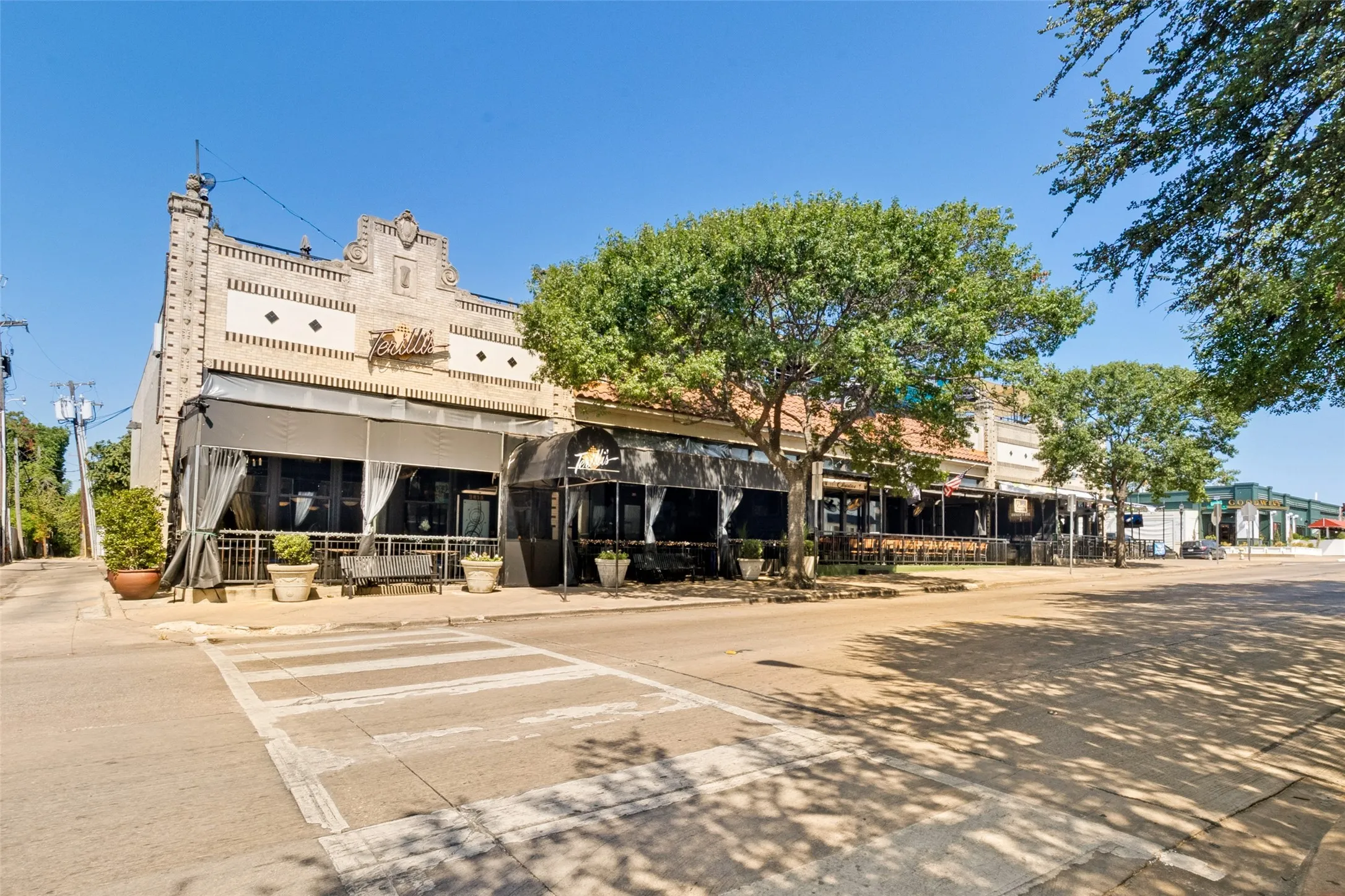 Condominium For Rent in Dallas County , 2802 Greenville Avenue B, Dallas, Texas 75206, 1 Bedroom, 1 Bathroom, Garage spaces, 815 Sqft, built in 1948, mls#21359359, Real Estate Agent in Dallas, Homes For Rent in Dallas county, Homes For Rent in Dallas, Realtor in Dallas Texas, Real Estate Brokerage Independent Realty Texas, Luminita Cordes Realtor