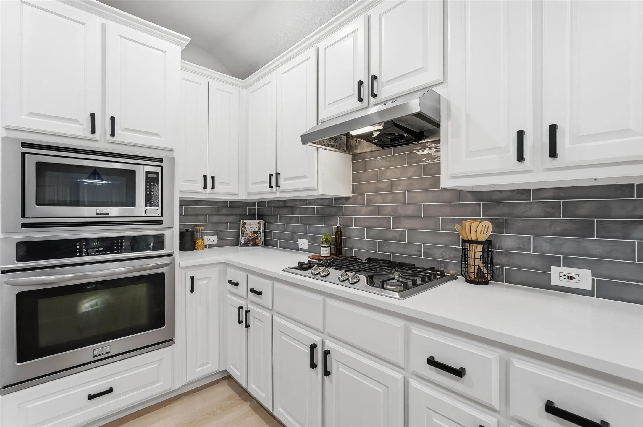 Single Family Residence For Rent in Rockwall County , 1295 White Water Lane, Rockwall, Texas 75087, 4 Bedroom, 2 Bathroom, 2 Garage spaces, 2,156 Sqft, built in 2015, mls#21360724, Real Estate Agent in Rockwall, Homes For Rent in Rockwall county, Homes For Rent in Rockwall, Realtor in Rockwall Texas, Real Estate Brokerage Independent Realty Texas, Luminita Cordes Realtor
