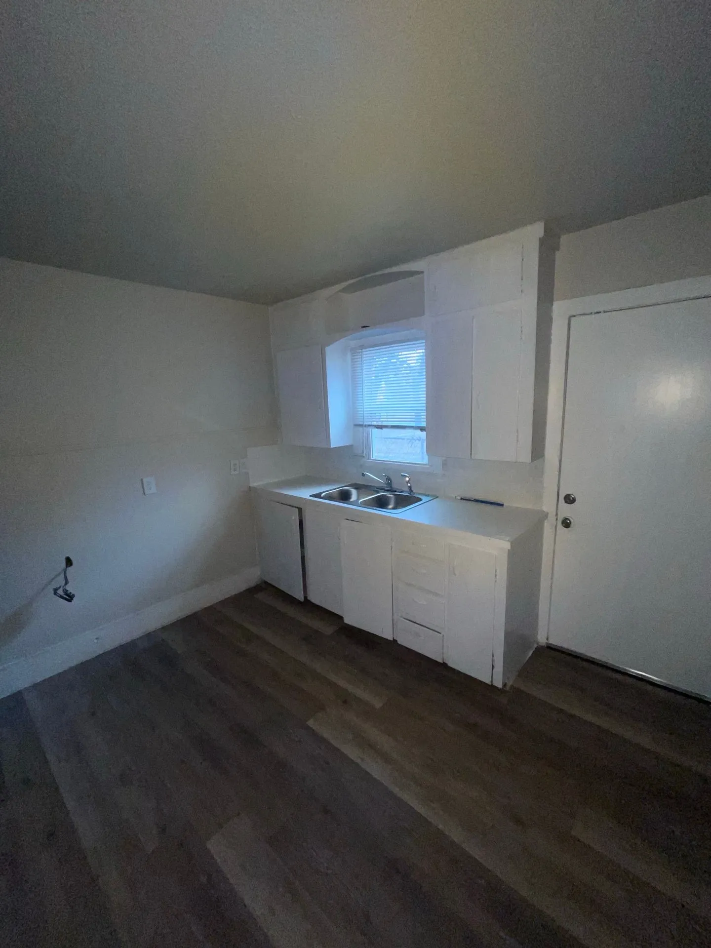 Duplex For Rent in Coleman County , 113 N Nueces, Coleman, Texas 76834, 1 Bedroom, 1 Bathroom, Garage spaces, 578 Sqft, built in 0, mls#21360726, Real Estate Agent in Coleman, Homes For Rent in Coleman county, Homes For Rent in Coleman, Realtor in Coleman Texas, Real Estate Brokerage Independent Realty Texas, Luminita Cordes Realtor
