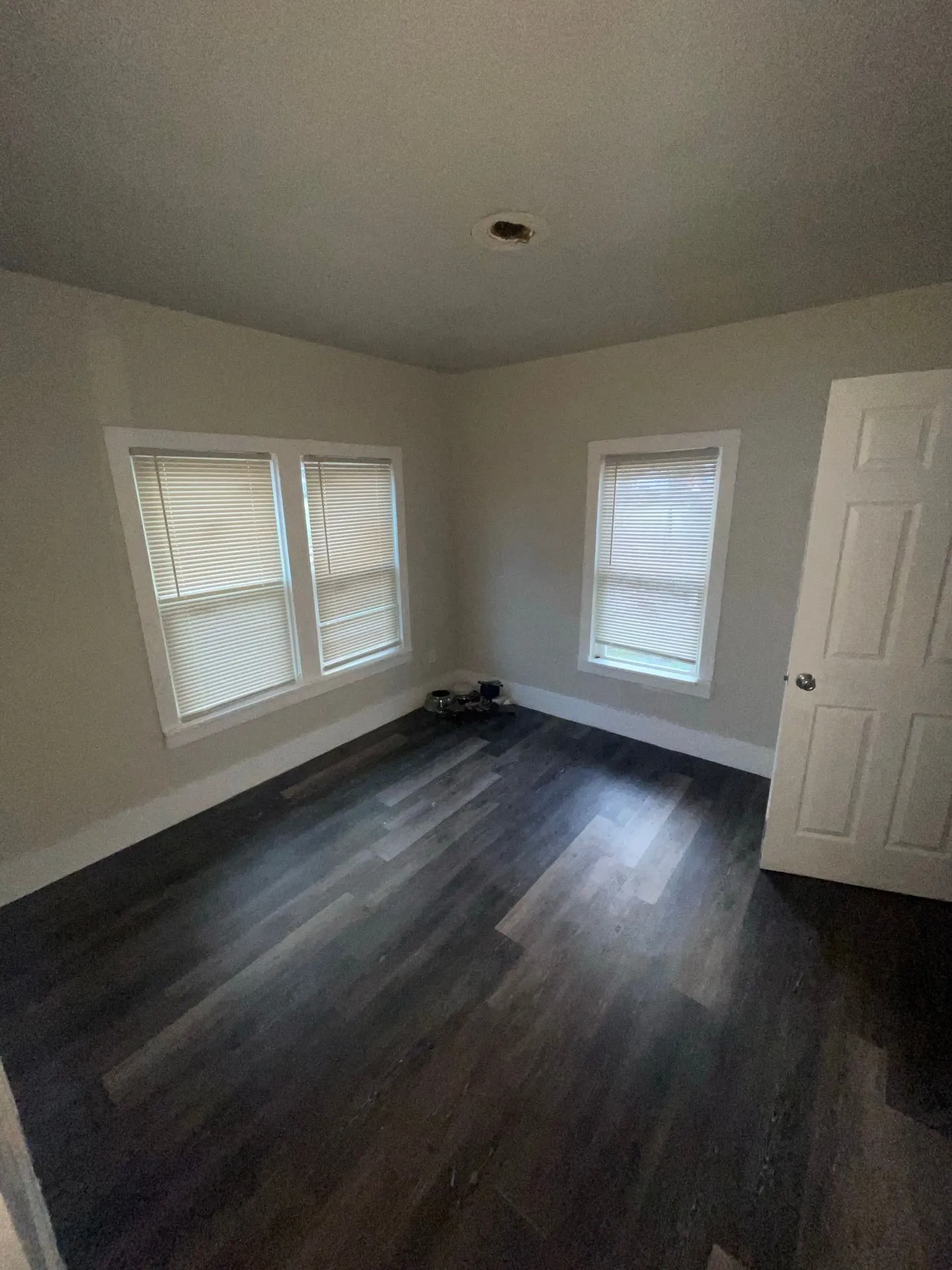 Duplex For Rent in Coleman County , 113 N Nueces, Coleman, Texas 76834, 1 Bedroom, 1 Bathroom, Garage spaces, 578 Sqft, built in 0, mls#21360726, Real Estate Agent in Coleman, Homes For Rent in Coleman county, Homes For Rent in Coleman, Realtor in Coleman Texas, Real Estate Brokerage Independent Realty Texas, Luminita Cordes Realtor