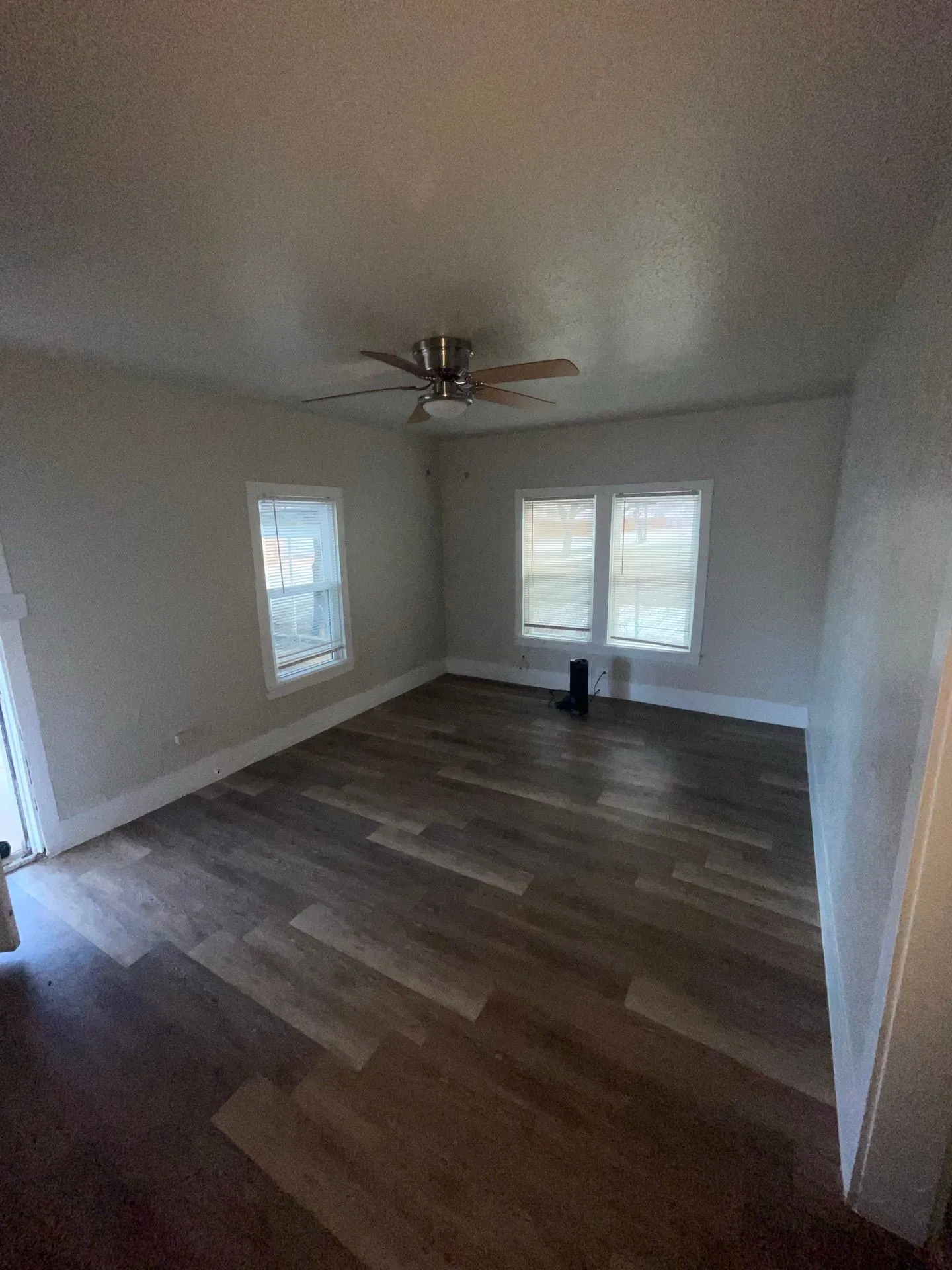 Duplex For Rent in Coleman County , 113 N Nueces, Coleman, Texas 76834, 1 Bedroom, 1 Bathroom, Garage spaces, 578 Sqft, built in 0, mls#21360726, Real Estate Agent in Coleman, Homes For Rent in Coleman county, Homes For Rent in Coleman, Realtor in Coleman Texas, Real Estate Brokerage Independent Realty Texas, Luminita Cordes Realtor