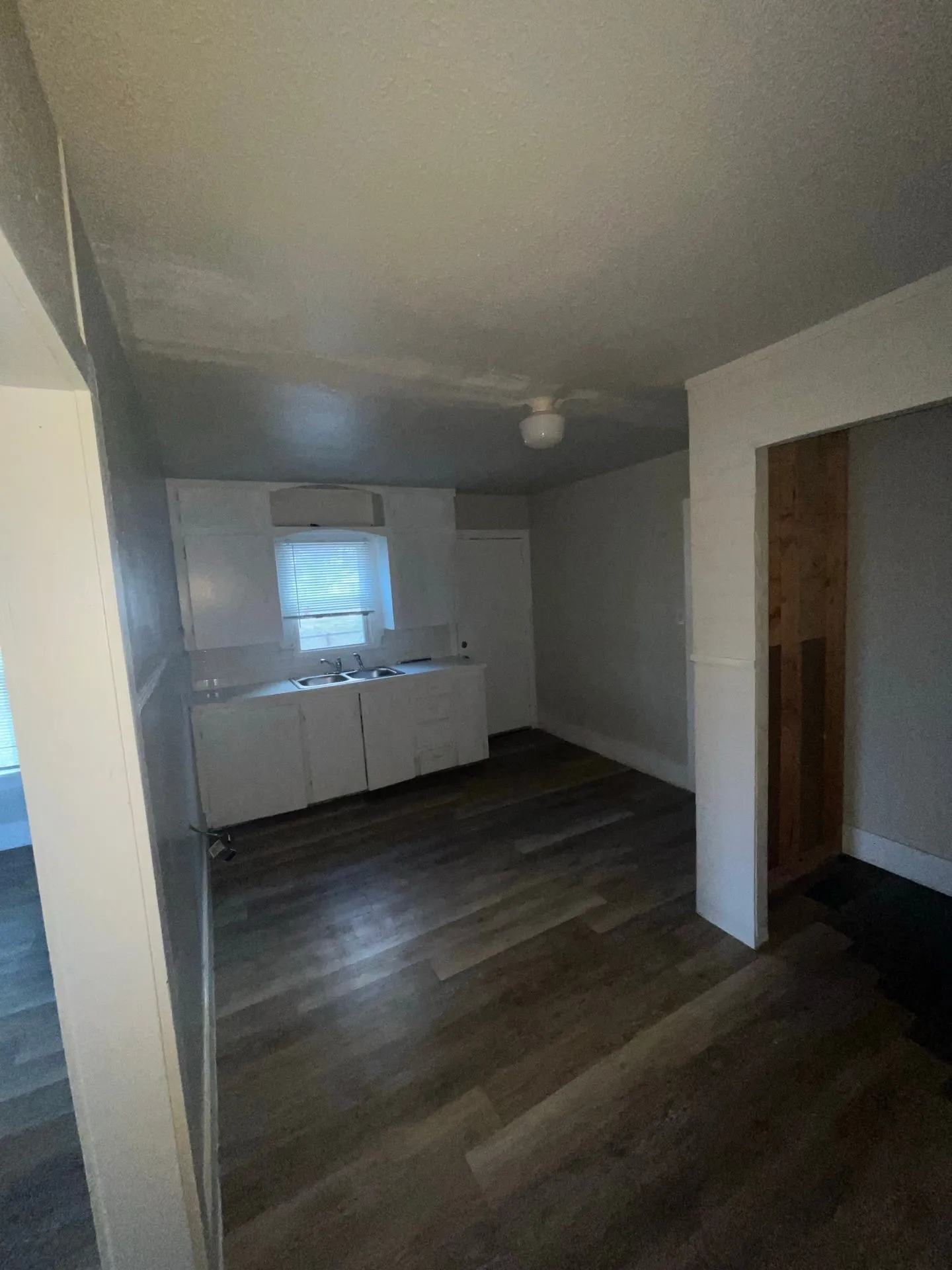 Duplex For Rent in Coleman County , 113 N Nueces, Coleman, Texas 76834, 1 Bedroom, 1 Bathroom, Garage spaces, 578 Sqft, built in 0, mls#21360726, Real Estate Agent in Coleman, Homes For Rent in Coleman county, Homes For Rent in Coleman, Realtor in Coleman Texas, Real Estate Brokerage Independent Realty Texas, Luminita Cordes Realtor