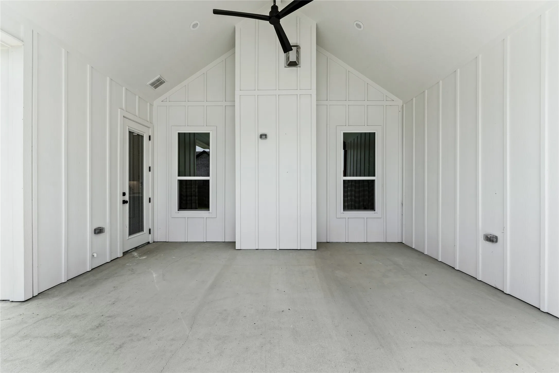 Single Family Residence For Sale in Mc Lennan County , 119 Paddle Boat Court, Robinson, Texas 76706, 4 Bedroom, 3 Bathroom, 2 Garage spaces, 2,341 Sqft, built in 2026, mls#21359610, Real Estate Agent in Robinson, Homes For Sale in Mc Lennan county, Homes For Sale in Robinson, Realtor in Robinson Texas, Real Estate Brokerage Independent Realty Texas, Luminita Cordes Realtor