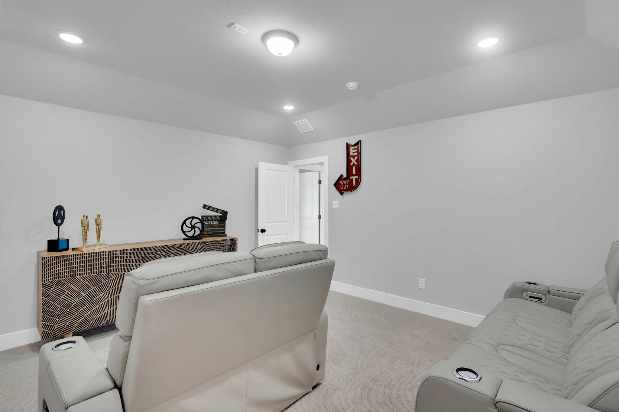 Single Family Residence For Sale in Dallas County , 1908 Barrix Lane, De Soto, Texas 75115, 4 Bedroom, 3 Bathroom, 3 Garage spaces, 3,346 Sqft, built in 2023, mls#21359551, Real Estate Agent in De Soto, Homes For Sale in Dallas county, Homes For Sale in De Soto, Realtor in De Soto Texas, Real Estate Brokerage Independent Realty Texas, Luminita Cordes Realtor