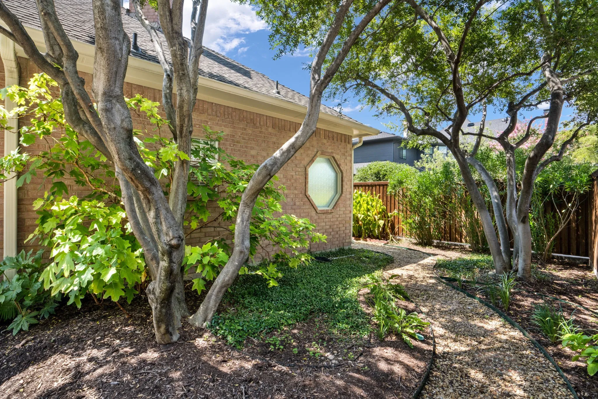 Single Family Residence For Sale in Collin County , 5021 Charles Place, Plano, Texas 75093, 4 Bedroom, 4 Bathroom, 3 Garage spaces, 4,737 Sqft, built in 1992, mls#21335839, Real Estate Agent in Plano, Homes For Sale in Collin county, Homes For Sale in Plano, Realtor in Plano Texas, Real Estate Brokerage Independent Realty Texas, Luminita Cordes Realtor