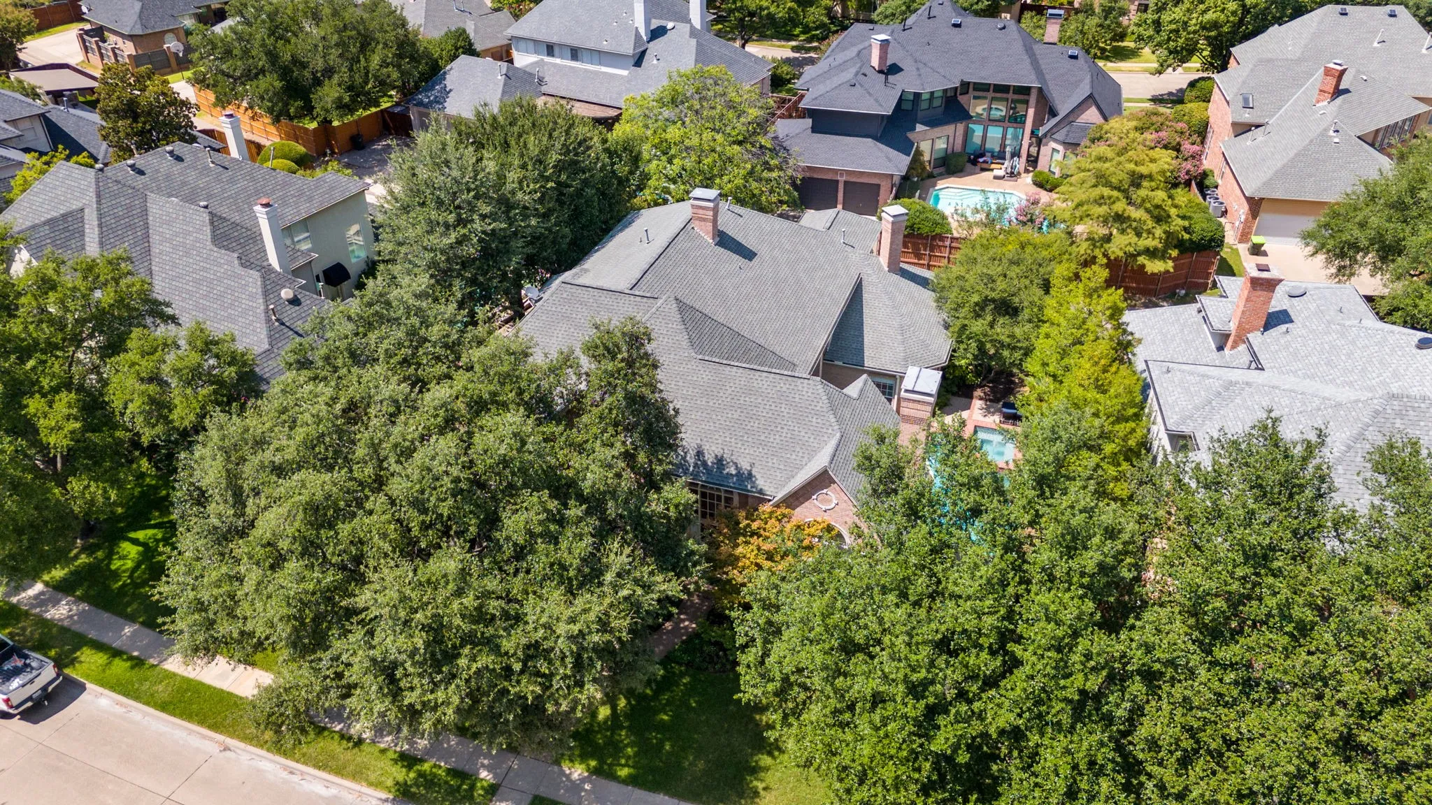 Single Family Residence For Sale in Collin County , 5021 Charles Place, Plano, Texas 75093, 4 Bedroom, 4 Bathroom, 3 Garage spaces, 4,737 Sqft, built in 1992, mls#21335839, Real Estate Agent in Plano, Homes For Sale in Collin county, Homes For Sale in Plano, Realtor in Plano Texas, Real Estate Brokerage Independent Realty Texas, Luminita Cordes Realtor