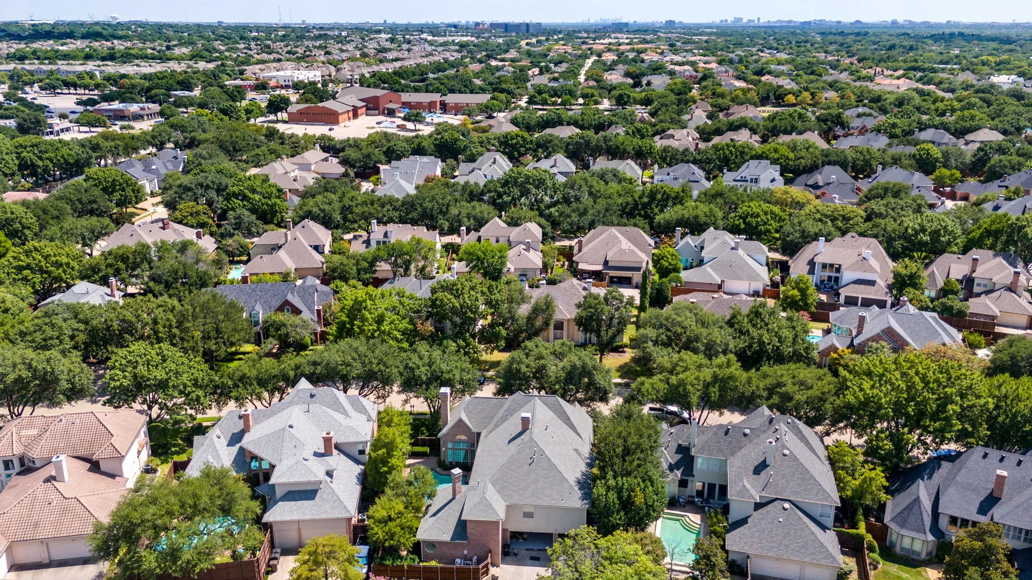 Single Family Residence For Sale in Collin County , 5021 Charles Place, Plano, Texas 75093, 4 Bedroom, 4 Bathroom, 3 Garage spaces, 4,737 Sqft, built in 1992, mls#21335839, Real Estate Agent in Plano, Homes For Sale in Collin county, Homes For Sale in Plano, Realtor in Plano Texas, Real Estate Brokerage Independent Realty Texas, Luminita Cordes Realtor