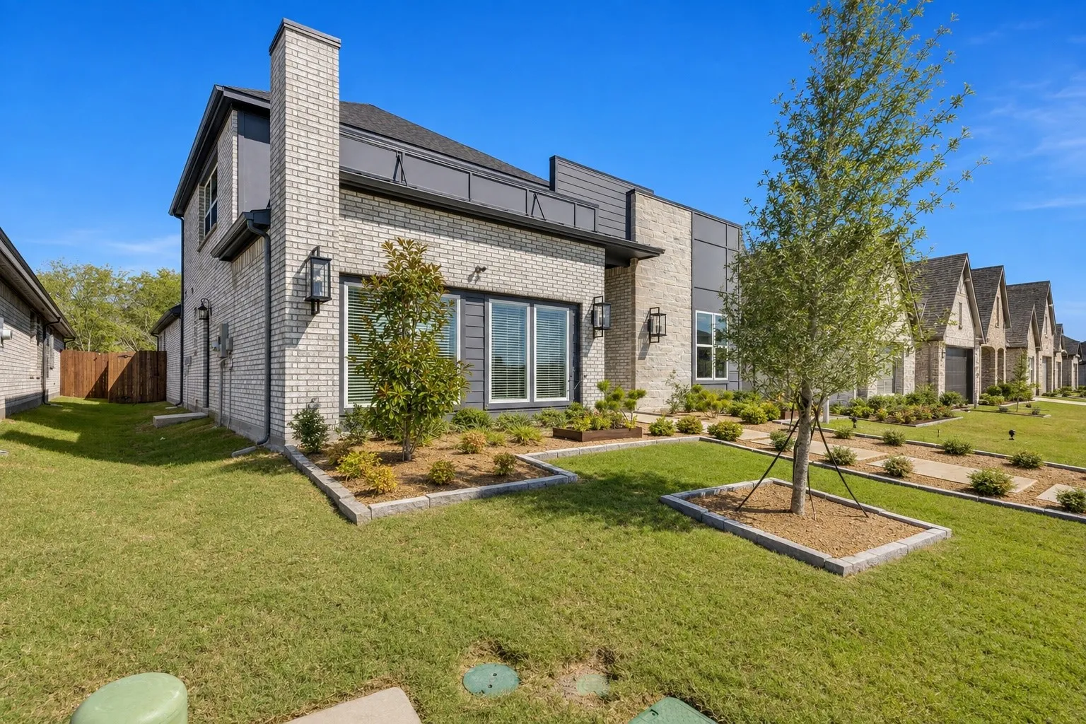 Single Family Residence For Sale in Rockwall County , 5208 Picasso Road, Royse City, Texas 75189, 3 Bedroom, 3 Bathroom, 2 Garage spaces, 2,605 Sqft, built in 2024, mls#21359554, Real Estate Agent in Royse City, Homes For Sale in Rockwall county, Homes For Sale in Royse City, Realtor in Royse City Texas, Real Estate Brokerage Independent Realty Texas, Luminita Cordes Realtor