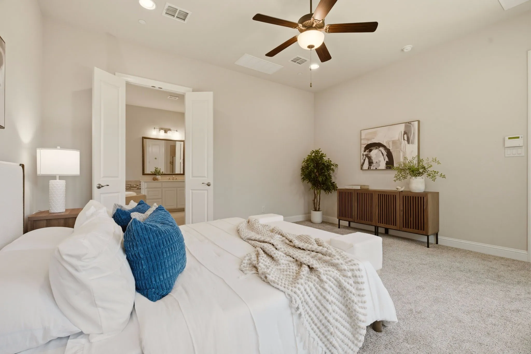 Single Family Residence For Sale in Dallas County , 4721 Harlow Bend Drive, Irving, Texas 75038, 3 Bedroom, 2 Bathroom, 2 Garage spaces, 2,096 Sqft, built in 2017, mls#21339907, Real Estate Agent in Irving, Homes For Sale in Dallas county, Homes For Sale in Irving, Realtor in Irving Texas, Real Estate Brokerage Independent Realty Texas, Luminita Cordes Realtor