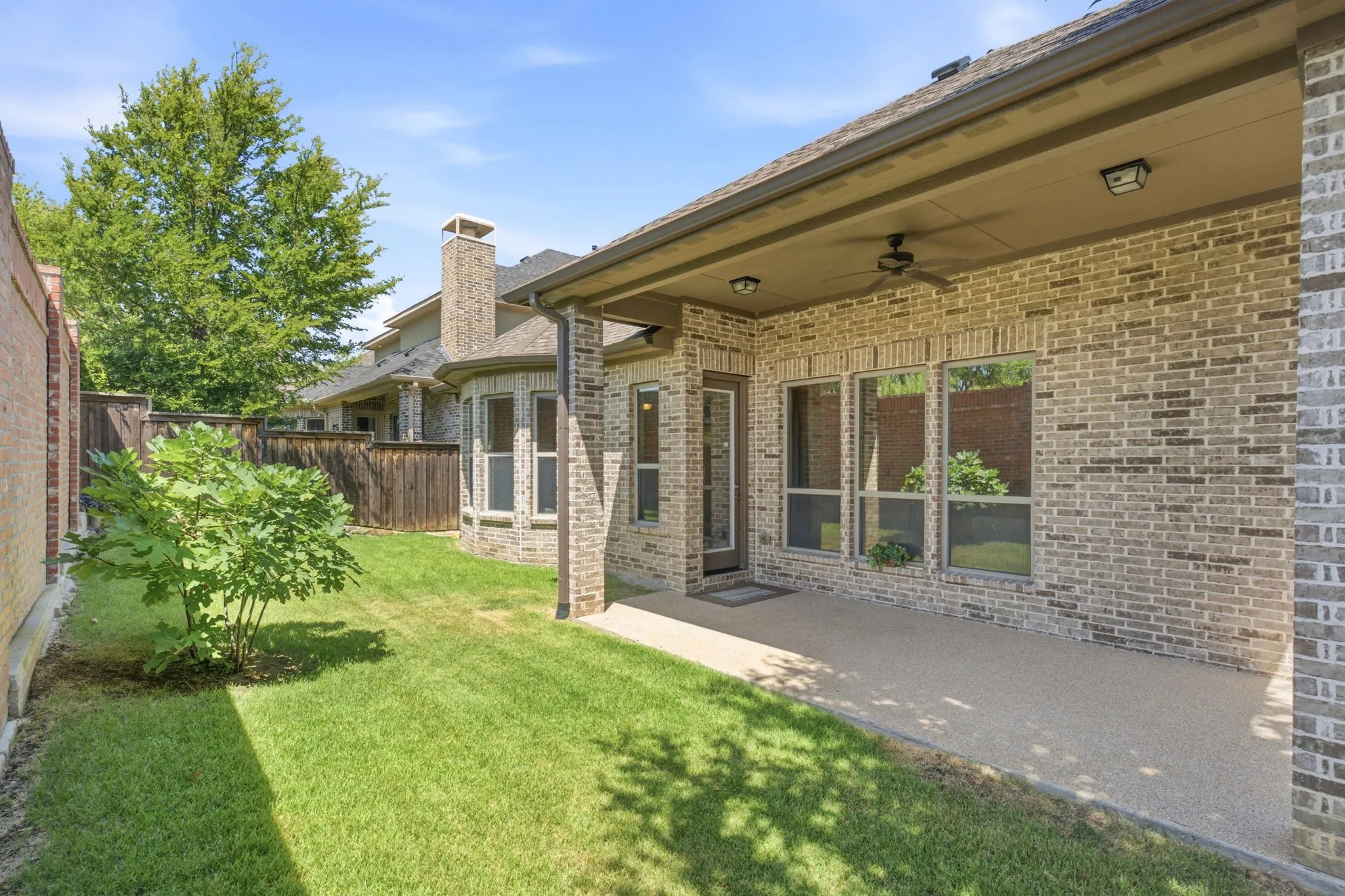 Single Family Residence For Sale in Dallas County , 4721 Harlow Bend Drive, Irving, Texas 75038, 3 Bedroom, 2 Bathroom, 2 Garage spaces, 2,096 Sqft, built in 2017, mls#21339907, Real Estate Agent in Irving, Homes For Sale in Dallas county, Homes For Sale in Irving, Realtor in Irving Texas, Real Estate Brokerage Independent Realty Texas, Luminita Cordes Realtor