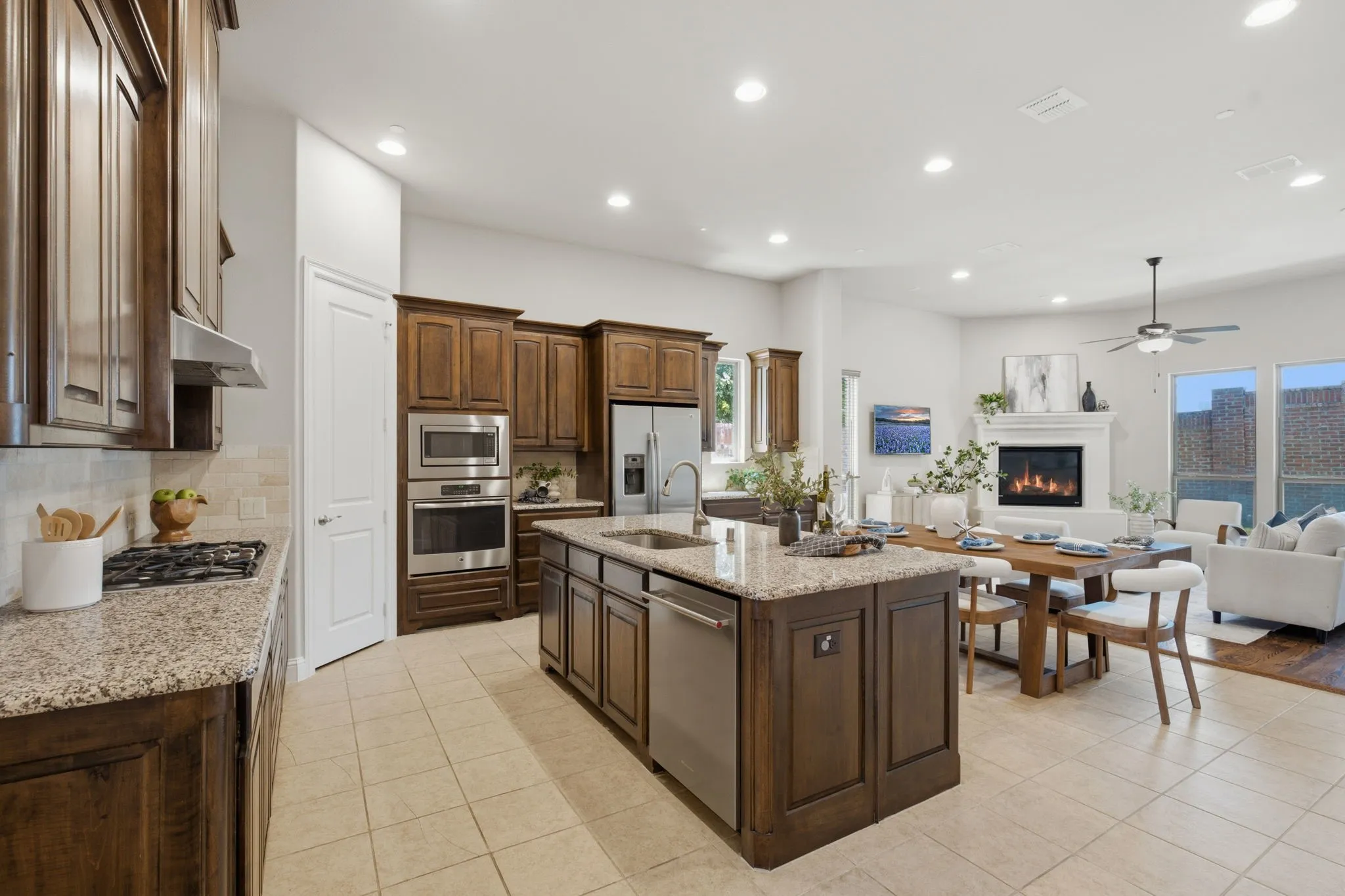 Single Family Residence For Sale in Dallas County , 4721 Harlow Bend Drive, Irving, Texas 75038, 3 Bedroom, 2 Bathroom, 2 Garage spaces, 2,096 Sqft, built in 2017, mls#21339907, Real Estate Agent in Irving, Homes For Sale in Dallas county, Homes For Sale in Irving, Realtor in Irving Texas, Real Estate Brokerage Independent Realty Texas, Luminita Cordes Realtor