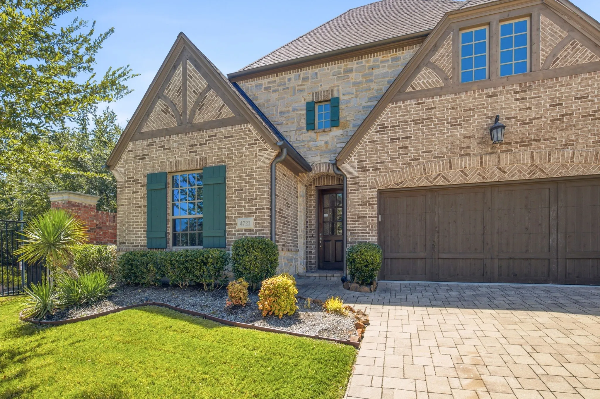 Single Family Residence For Sale in Dallas County , 4721 Harlow Bend Drive, Irving, Texas 75038, 3 Bedroom, 2 Bathroom, 2 Garage spaces, 2,096 Sqft, built in 2017, mls#21339907, Real Estate Agent in Irving, Homes For Sale in Dallas county, Homes For Sale in Irving, Realtor in Irving Texas, Real Estate Brokerage Independent Realty Texas, Luminita Cordes Realtor