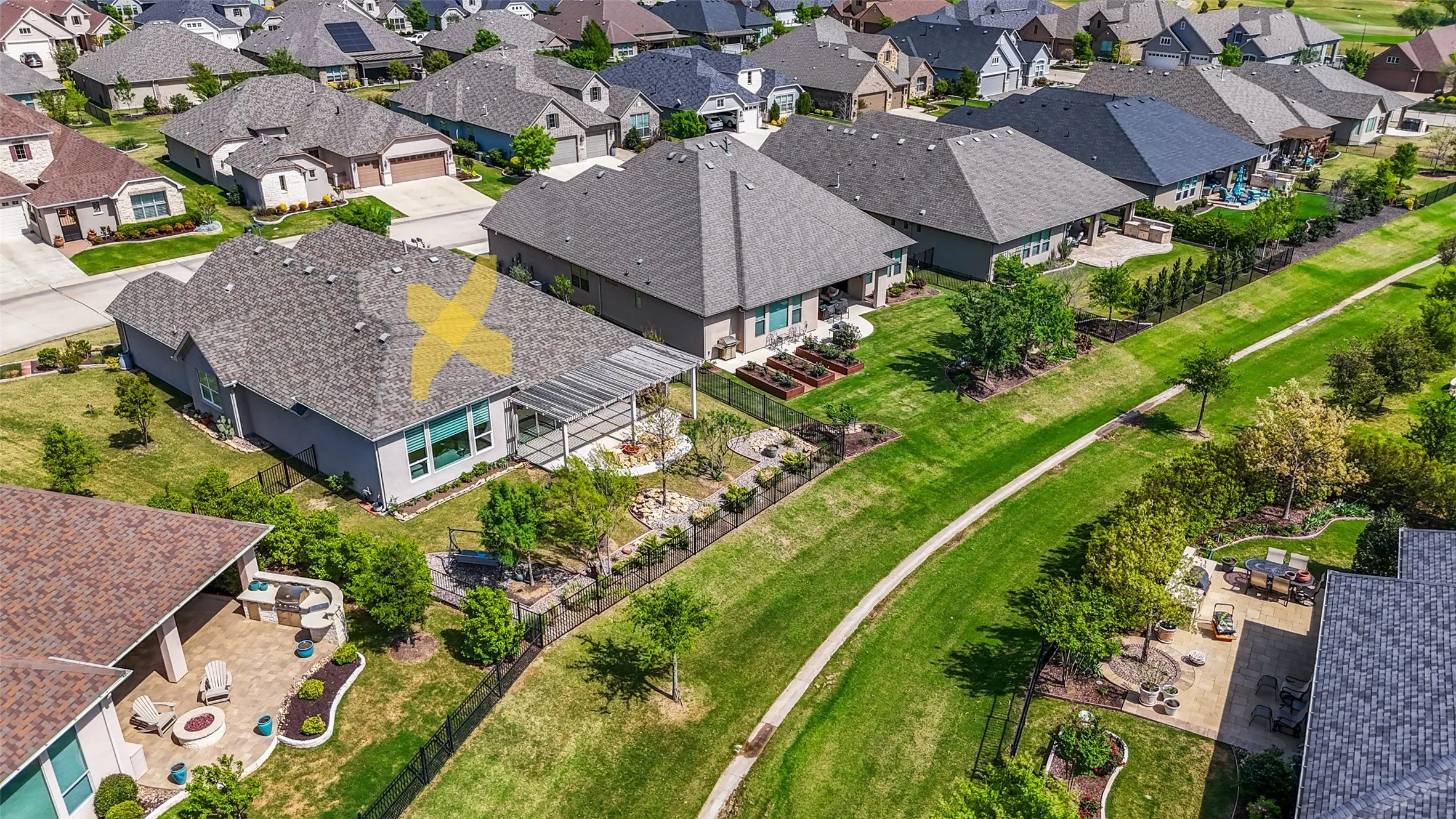 Single Family Residence For Sale in Denton County , 12521 Pumice Lane, Denton, Texas 76207, 2 Bedroom, 3 Bathroom, 2 Garage spaces, 2,472 Sqft, built in 2019, mls#21360722, Real Estate Agent in Denton, Homes For Sale in Denton county, Homes For Sale in Denton, Realtor in Denton Texas, Real Estate Brokerage Independent Realty Texas, Luminita Cordes Realtor