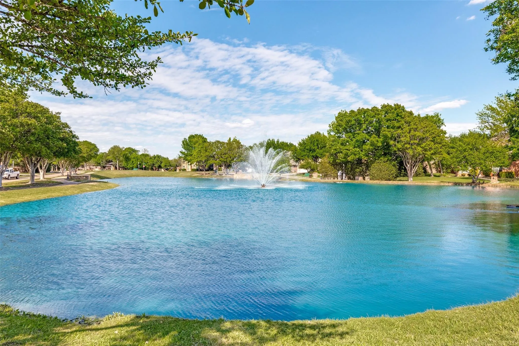 Single Family Residence For Sale in Tarrant County , 10105 Renwick Cove, Fort Worth, Texas 76244, 4 Bedroom, 4 Bathroom, 3 Garage spaces, 3,572 Sqft, built in 2006, mls#21360490, Real Estate Agent in Fort Worth, Homes For Sale in Tarrant county, Homes For Sale in Fort Worth, Realtor in Fort Worth Texas, Real Estate Brokerage Independent Realty Texas, Luminita Cordes Realtor