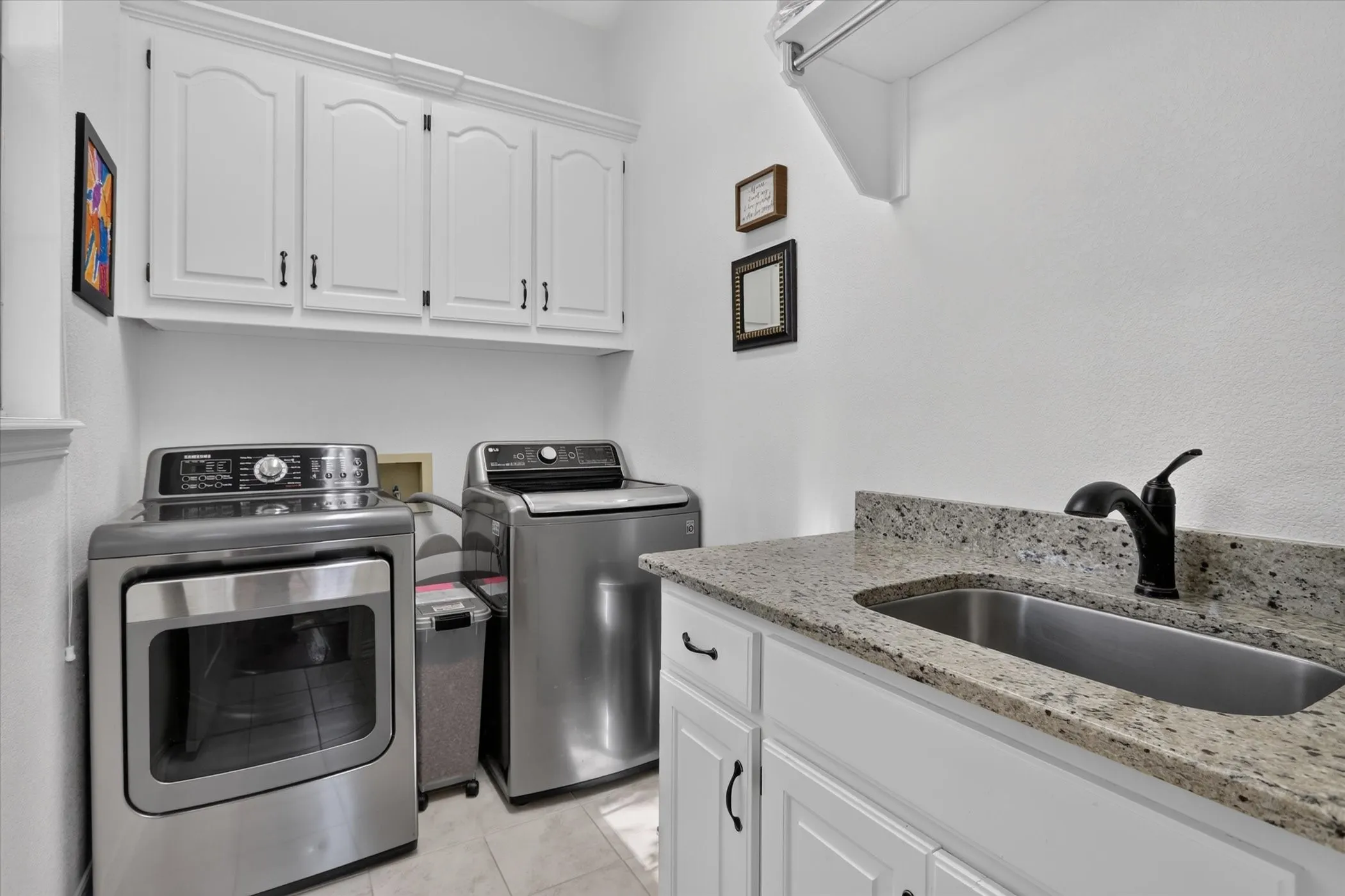 Single Family Residence For Sale in Tarrant County , 1508 Stanton Court, Keller, Texas 76248, 4 Bedroom, 4 Bathroom, 4 Garage spaces, 3,795 Sqft, built in 1993, mls#21360242, Real Estate Agent in Keller, Homes For Sale in Tarrant county, Homes For Sale in Keller, Realtor in Keller Texas, Real Estate Brokerage Independent Realty Texas, Luminita Cordes Realtor