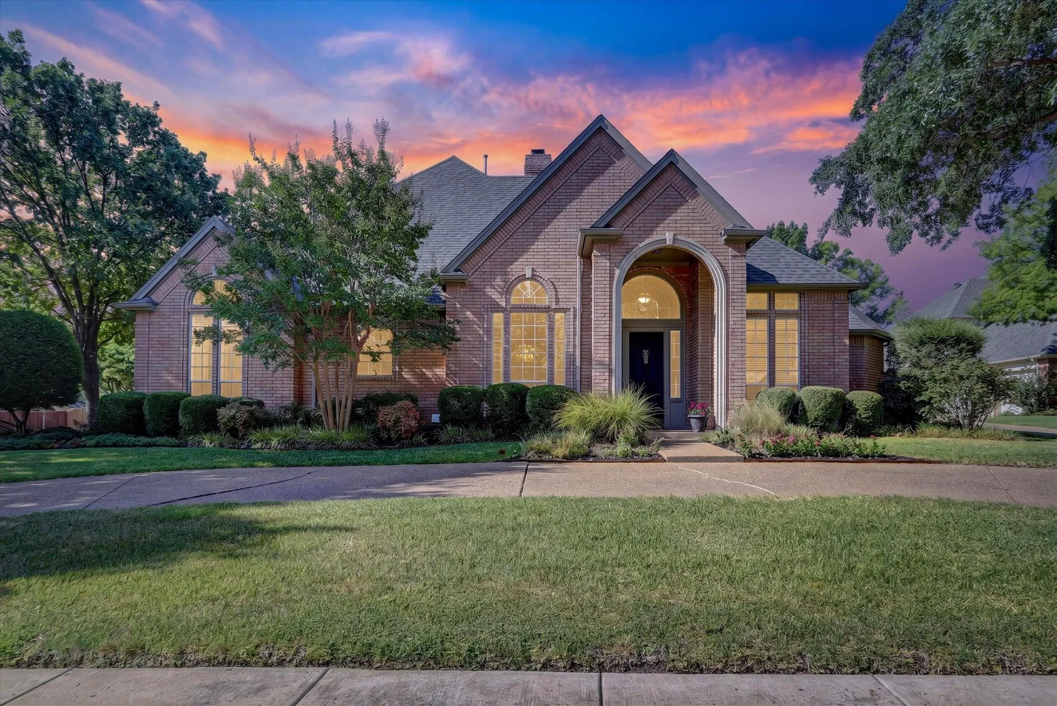 Single Family Residence For Sale in Tarrant County , 1508 Stanton Court, Keller, Texas 76248, 4 Bedroom, 4 Bathroom, 4 Garage spaces, 3,795 Sqft, built in 1993, mls#21360242, Real Estate Agent in Keller, Homes For Sale in Tarrant county, Homes For Sale in Keller, Realtor in Keller Texas, Real Estate Brokerage Independent Realty Texas, Luminita Cordes Realtor