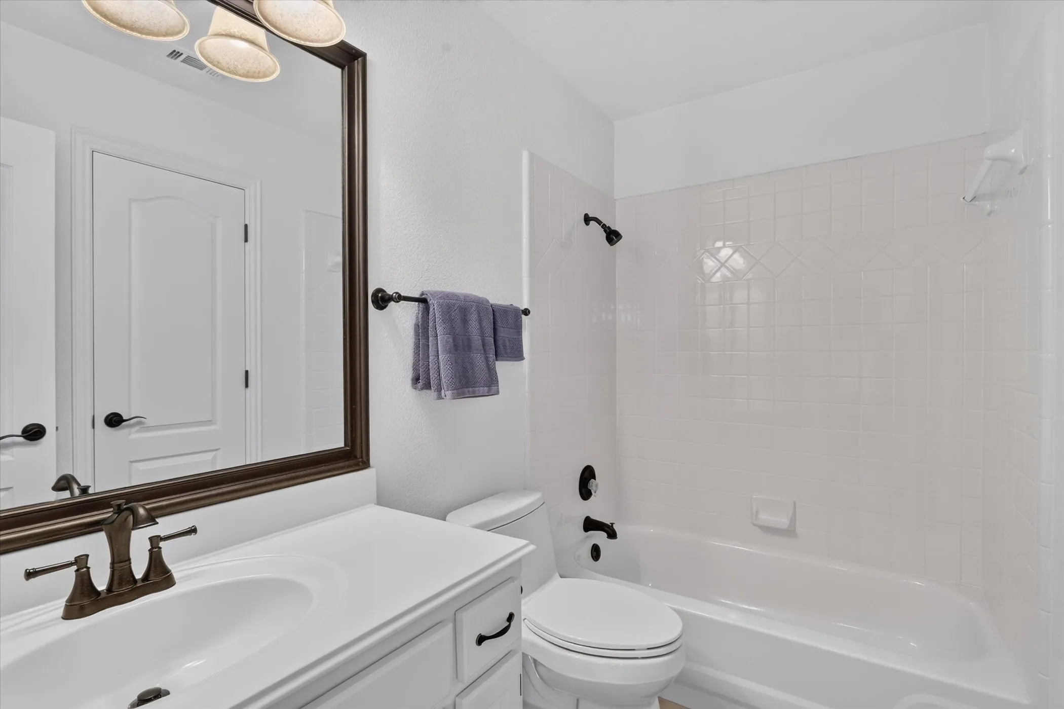 Single Family Residence For Sale in Tarrant County , 1508 Stanton Court, Keller, Texas 76248, 4 Bedroom, 4 Bathroom, 4 Garage spaces, 3,795 Sqft, built in 1993, mls#21360242, Real Estate Agent in Keller, Homes For Sale in Tarrant county, Homes For Sale in Keller, Realtor in Keller Texas, Real Estate Brokerage Independent Realty Texas, Luminita Cordes Realtor