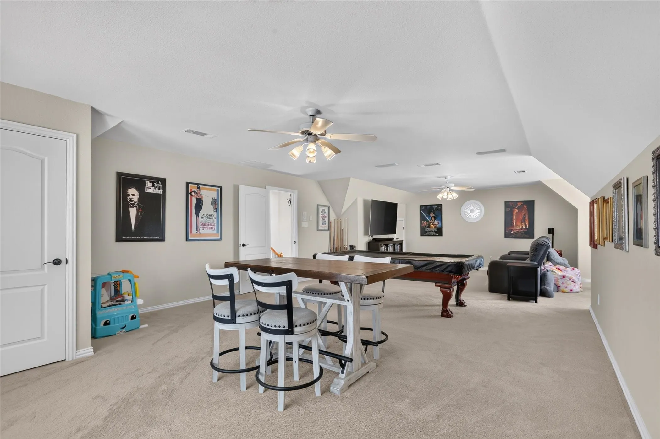 Single Family Residence For Sale in Tarrant County , 1508 Stanton Court, Keller, Texas 76248, 4 Bedroom, 4 Bathroom, 4 Garage spaces, 3,795 Sqft, built in 1993, mls#21360242, Real Estate Agent in Keller, Homes For Sale in Tarrant county, Homes For Sale in Keller, Realtor in Keller Texas, Real Estate Brokerage Independent Realty Texas, Luminita Cordes Realtor