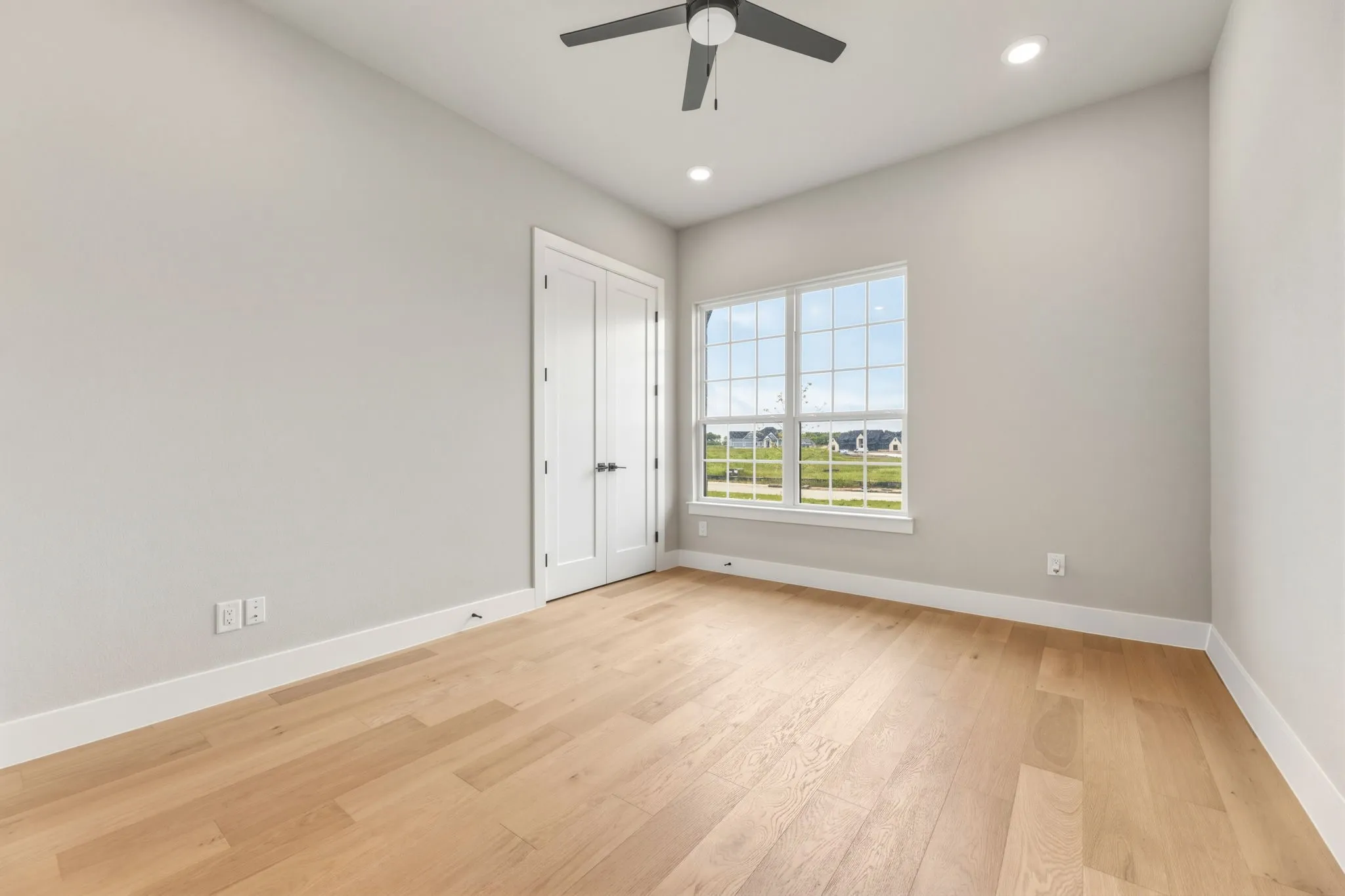 Single Family Residence For Sale in Collin County , 3016 Congress Lane, Anna, Texas 75409, 5 Bedroom, 3 Bathroom, 3 Garage spaces, 3,866 Sqft, built in 2025, mls#21360786, Real Estate Agent in Anna, Homes For Sale in Collin county, Homes For Sale in Anna, Realtor in Anna Texas, Real Estate Brokerage Independent Realty Texas, Luminita Cordes Realtor